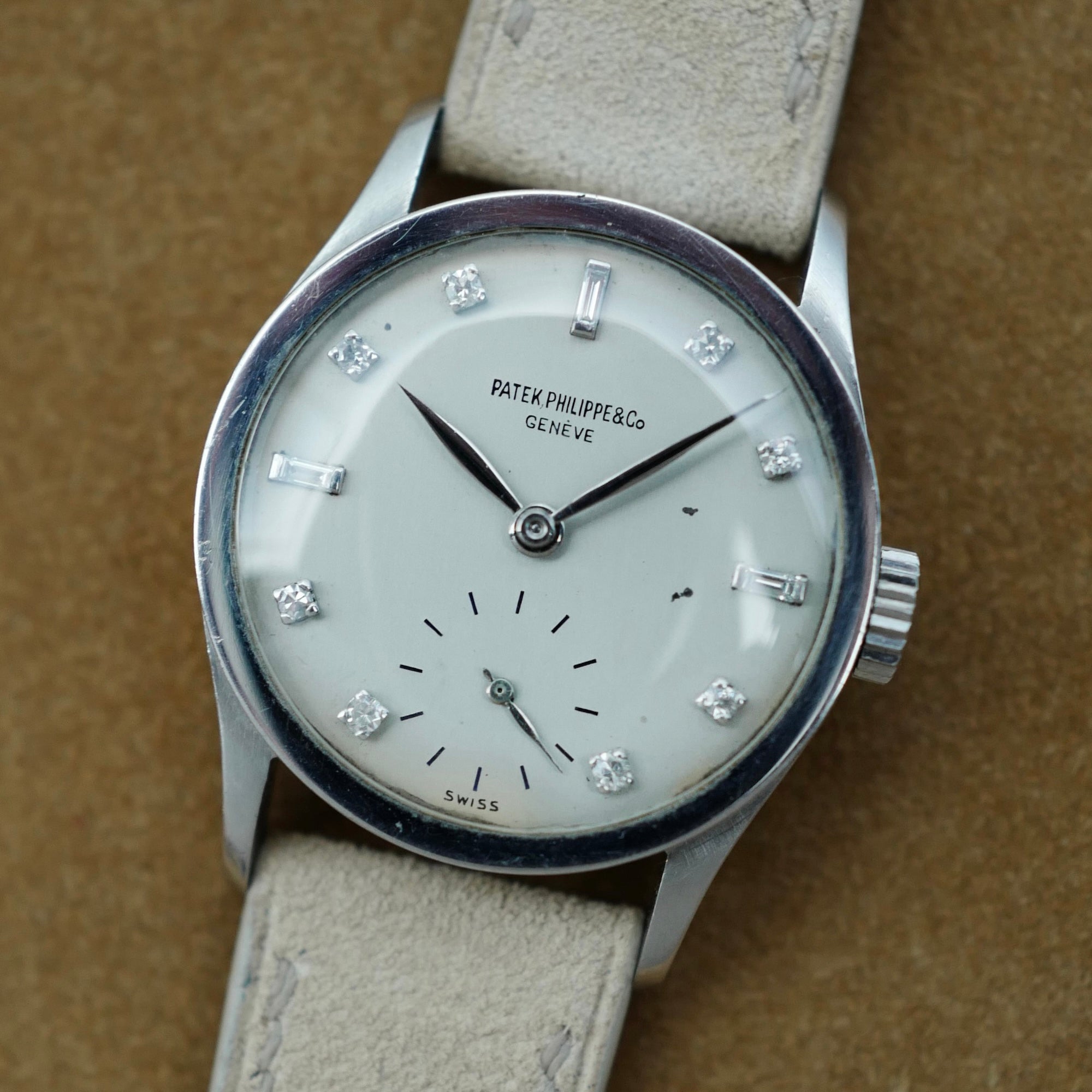 Patek Philippe Platinum Calatrava Watch Ref. 96, Circa 1947 (New Arrival)