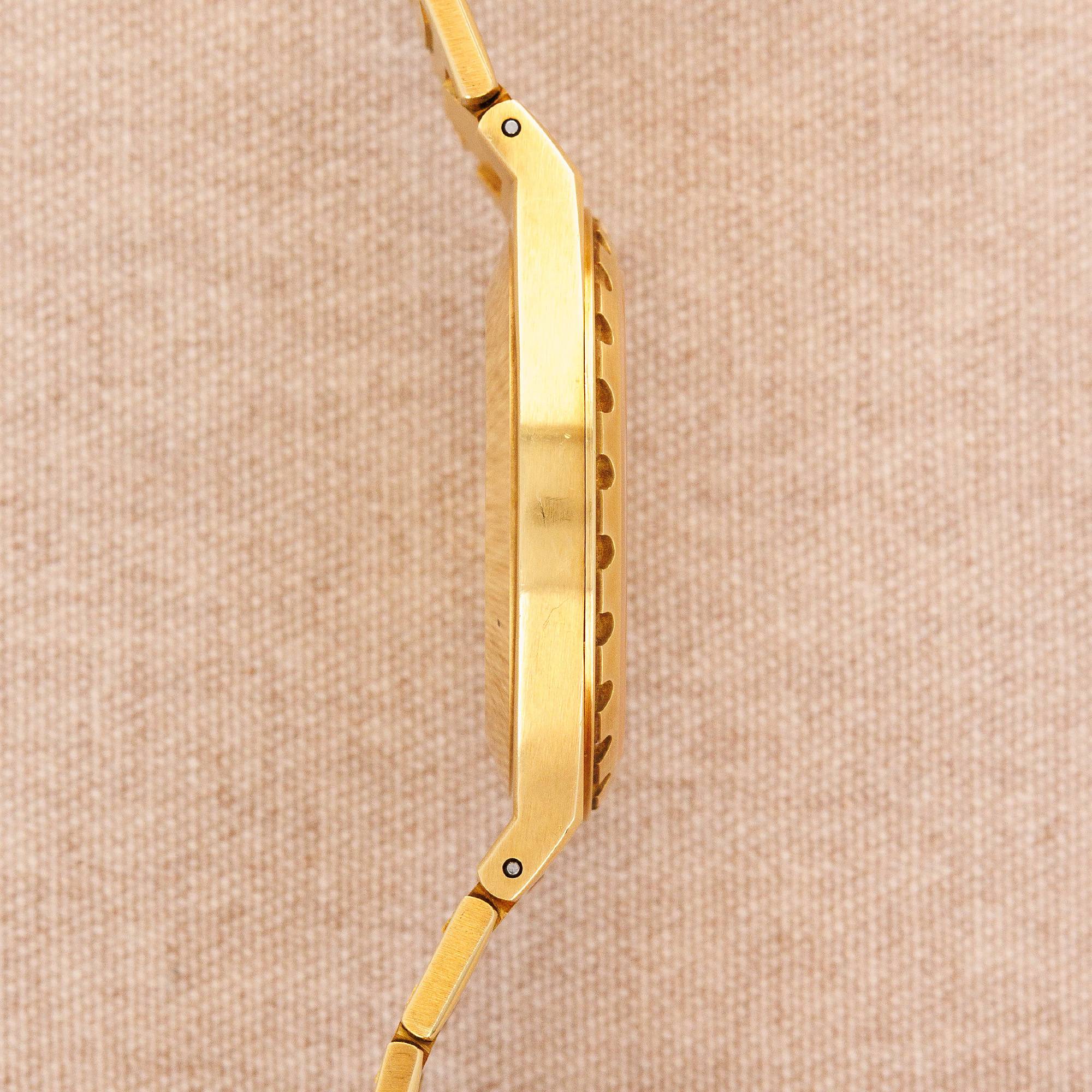 Vacheron Constantin Yellow Gold 222 Ref. 46003 with Box and Extract Paper