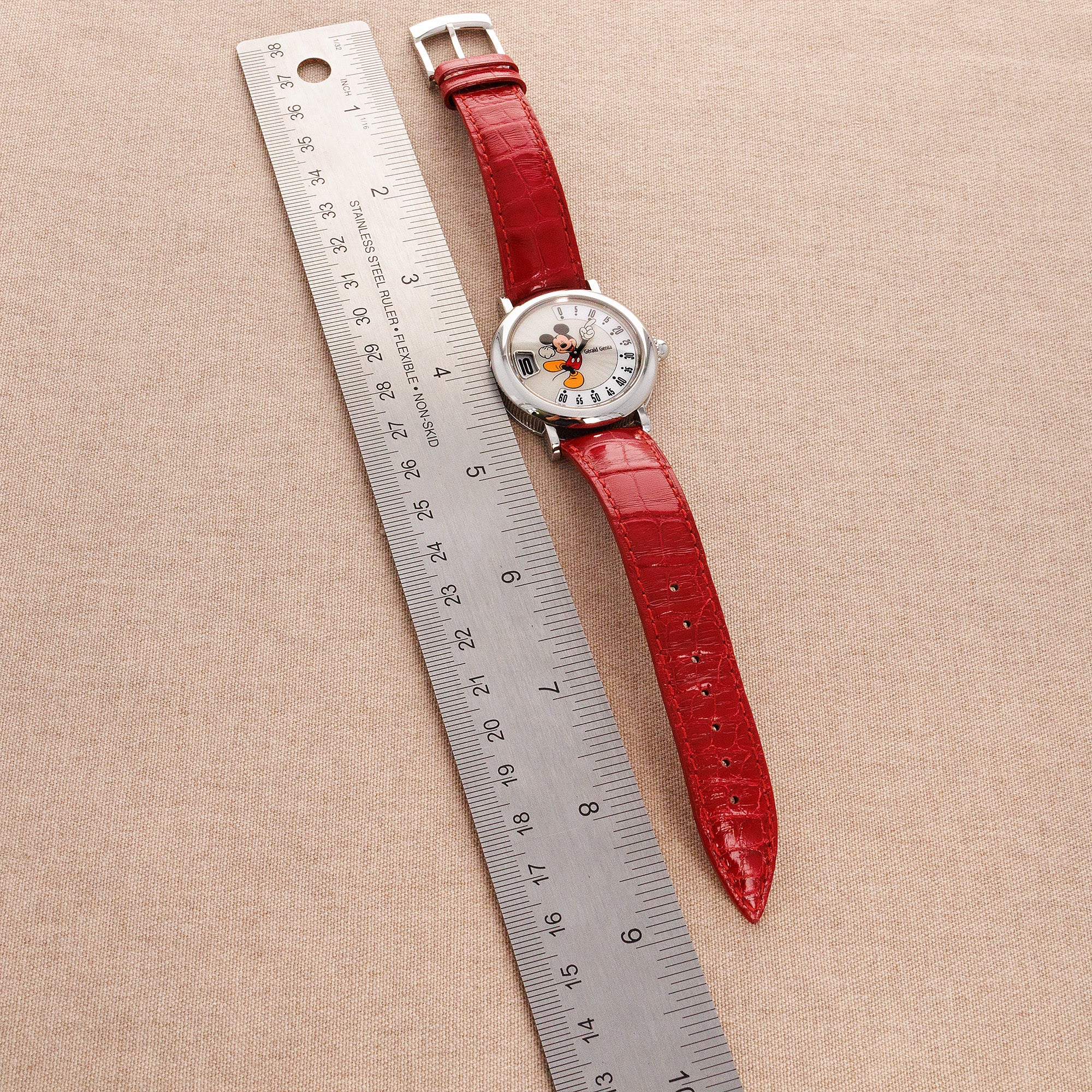 Gerald Genta Steel Retro Fantasy Mickey Mouse Ref. M10 (New Arrival)