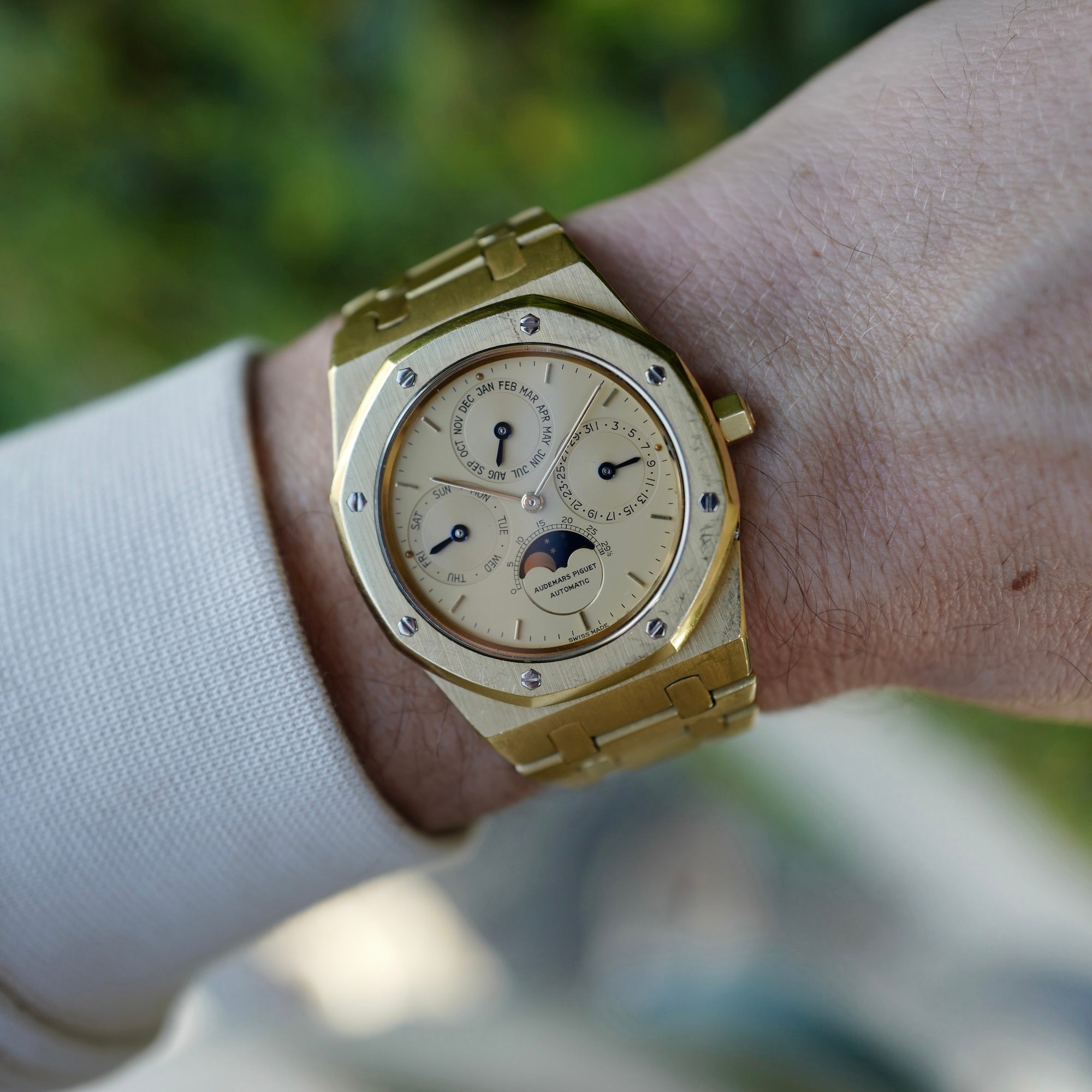 Audemars Piguet Yellow Gold Royal Oak Perpetual Watch Ref. 25554 (New Arrival)
