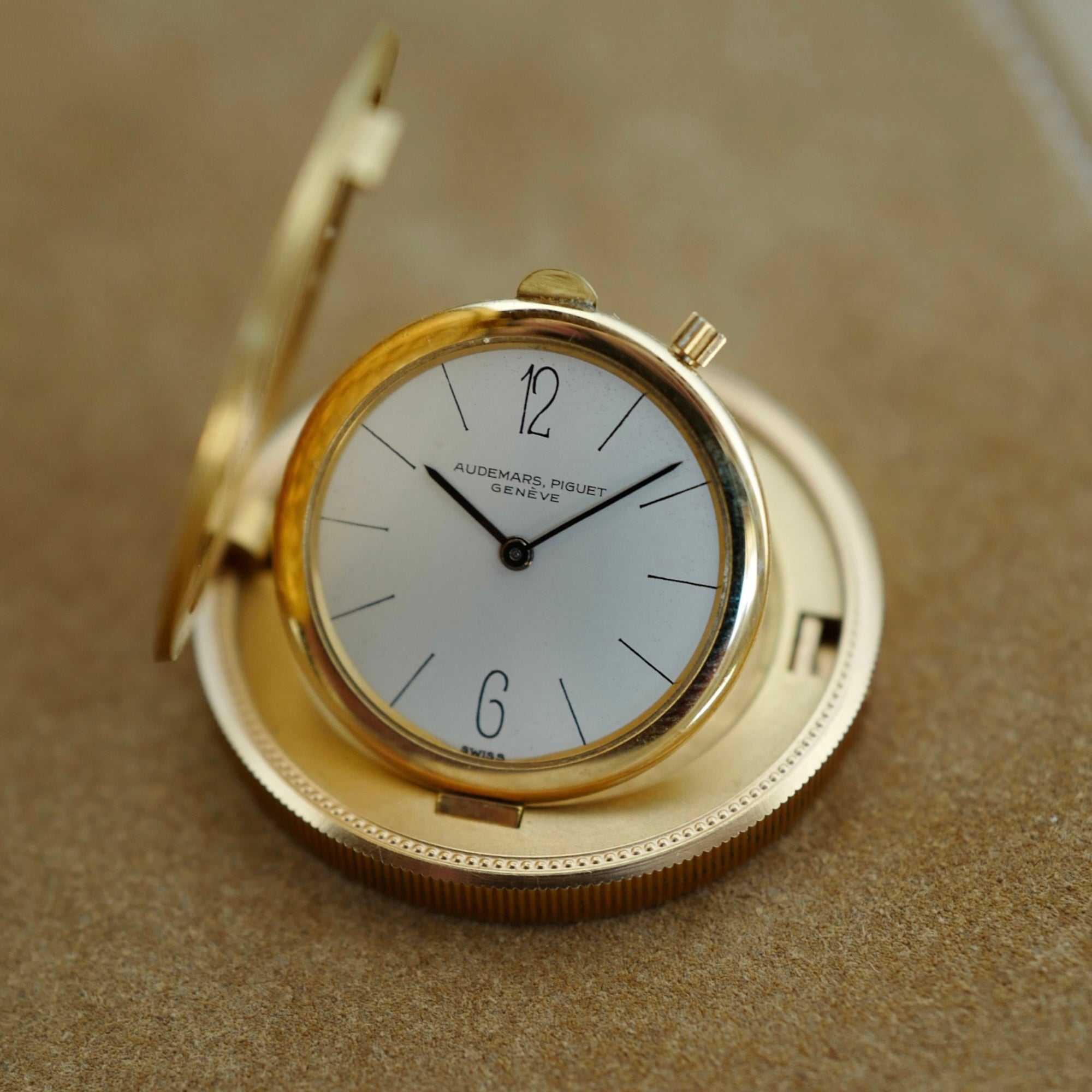 Audemars Piguet Yellow Gold Coin Watch (New Arrival)