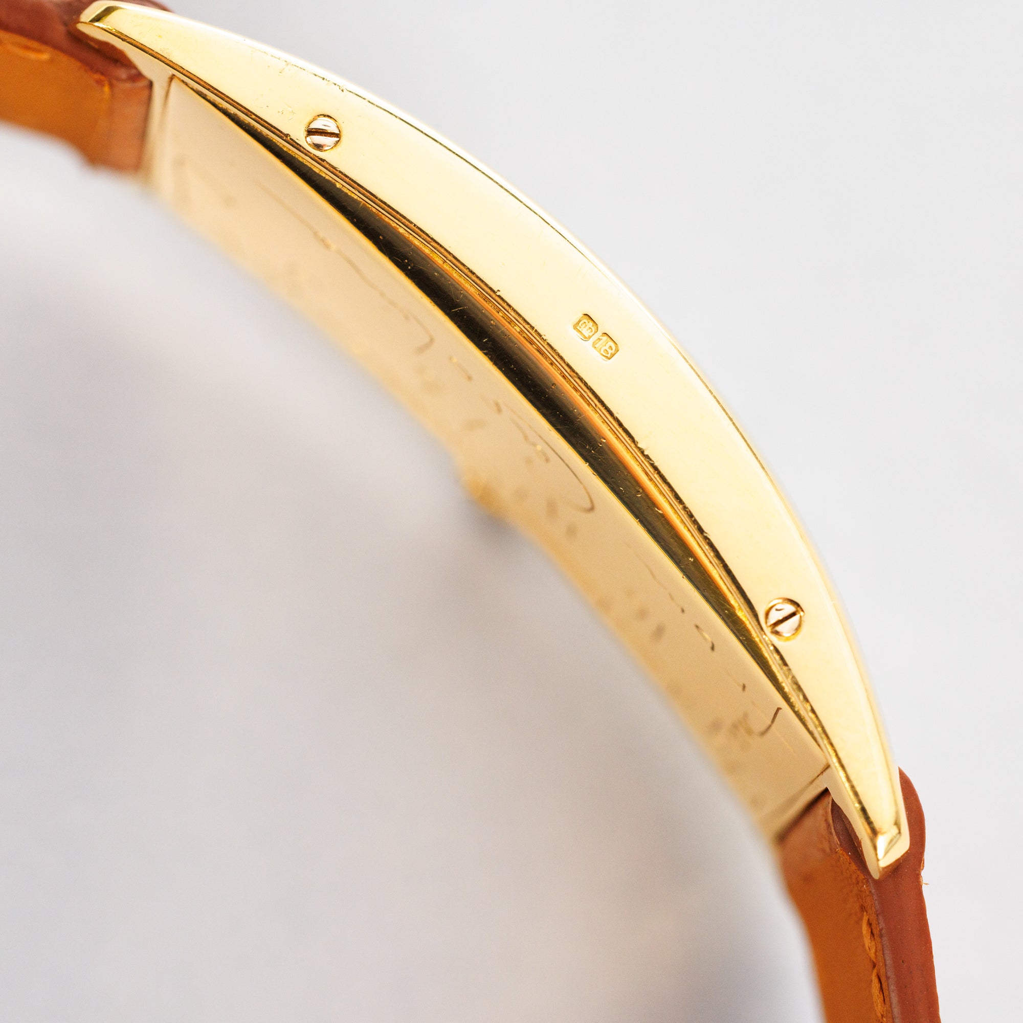 Cartier Yellow Gold London Cintree Large, 1972