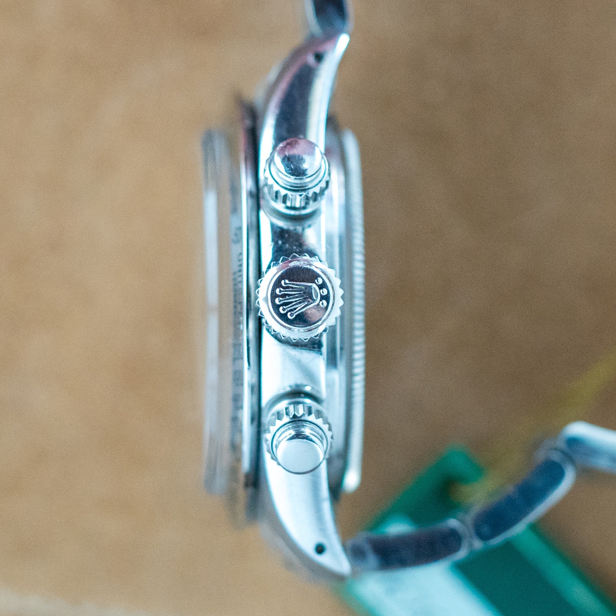 Rolex Cosmograph Daytona Big Red Ref. 6265 Box and Papers (New Arrival)