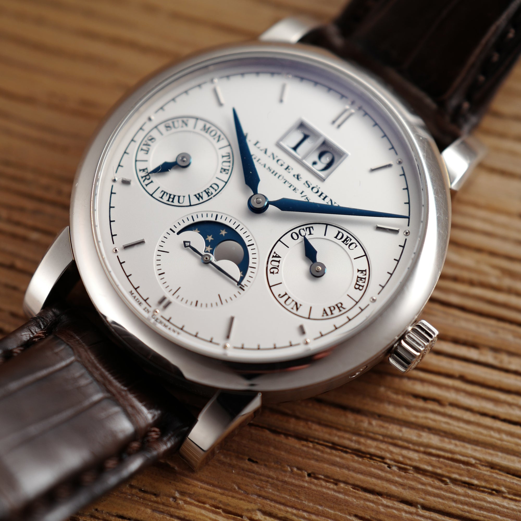 A. Lange &amp; Sohne 330.026E White Gold Annual Calendar (New Arrival)