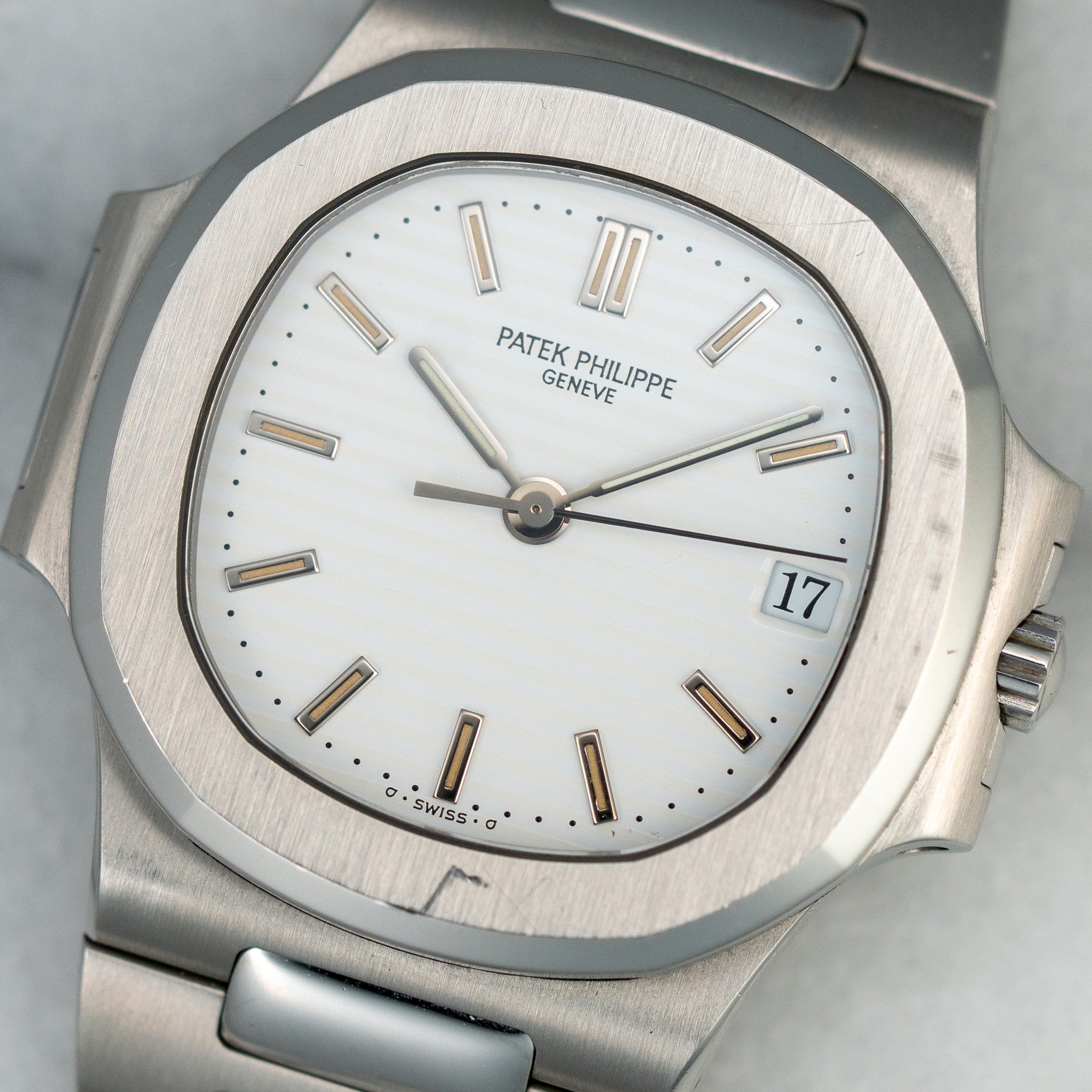 Patek Philippe - Patek Philippe Steel Nautilus Ref. 3800 with White Dial (New Arrival) - The Keystone Watches