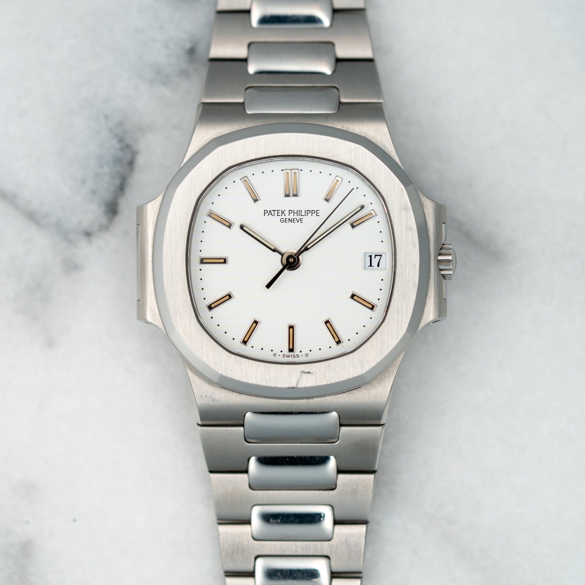Patek Philippe - Patek Philippe Steel Nautilus Ref. 3800 with White Dial (New Arrival) - The Keystone Watches