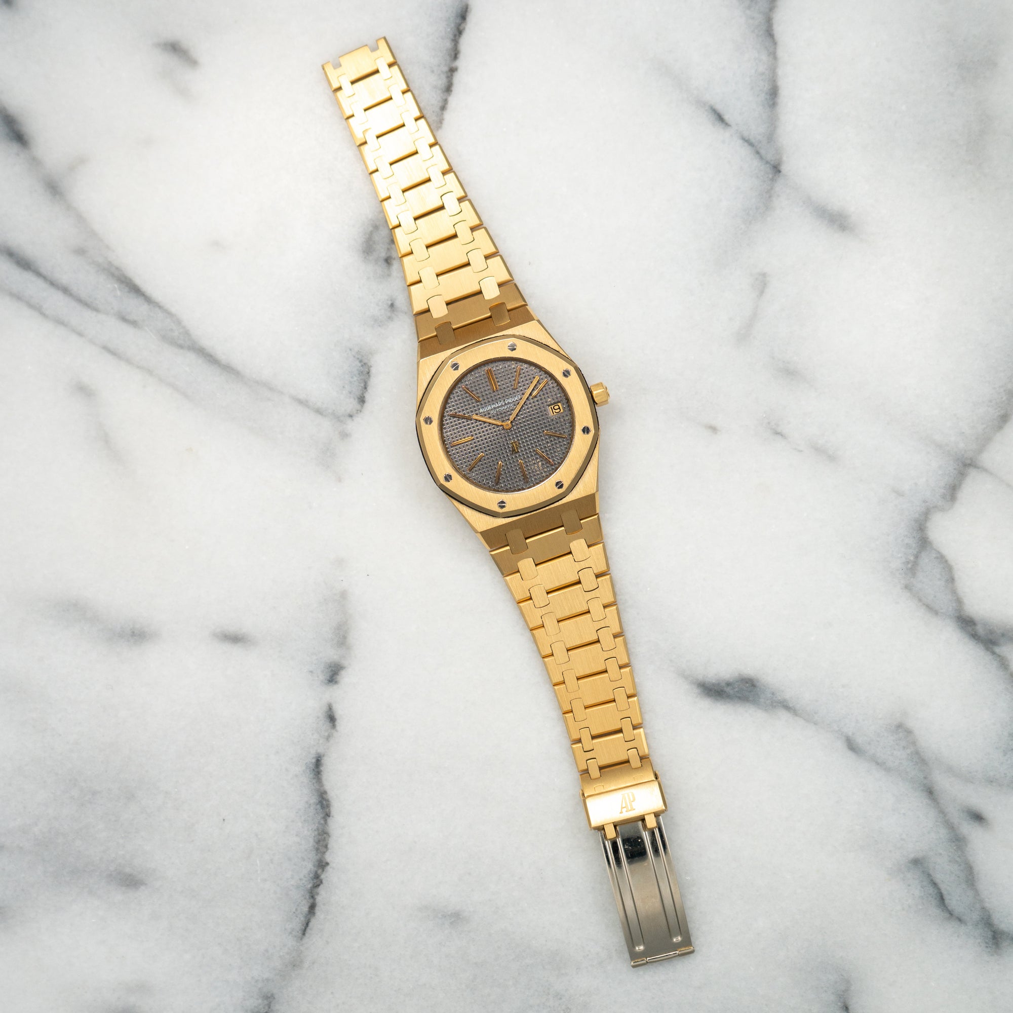 Audemars Piguet Yellow Gold Royal Oak Ref. 5402