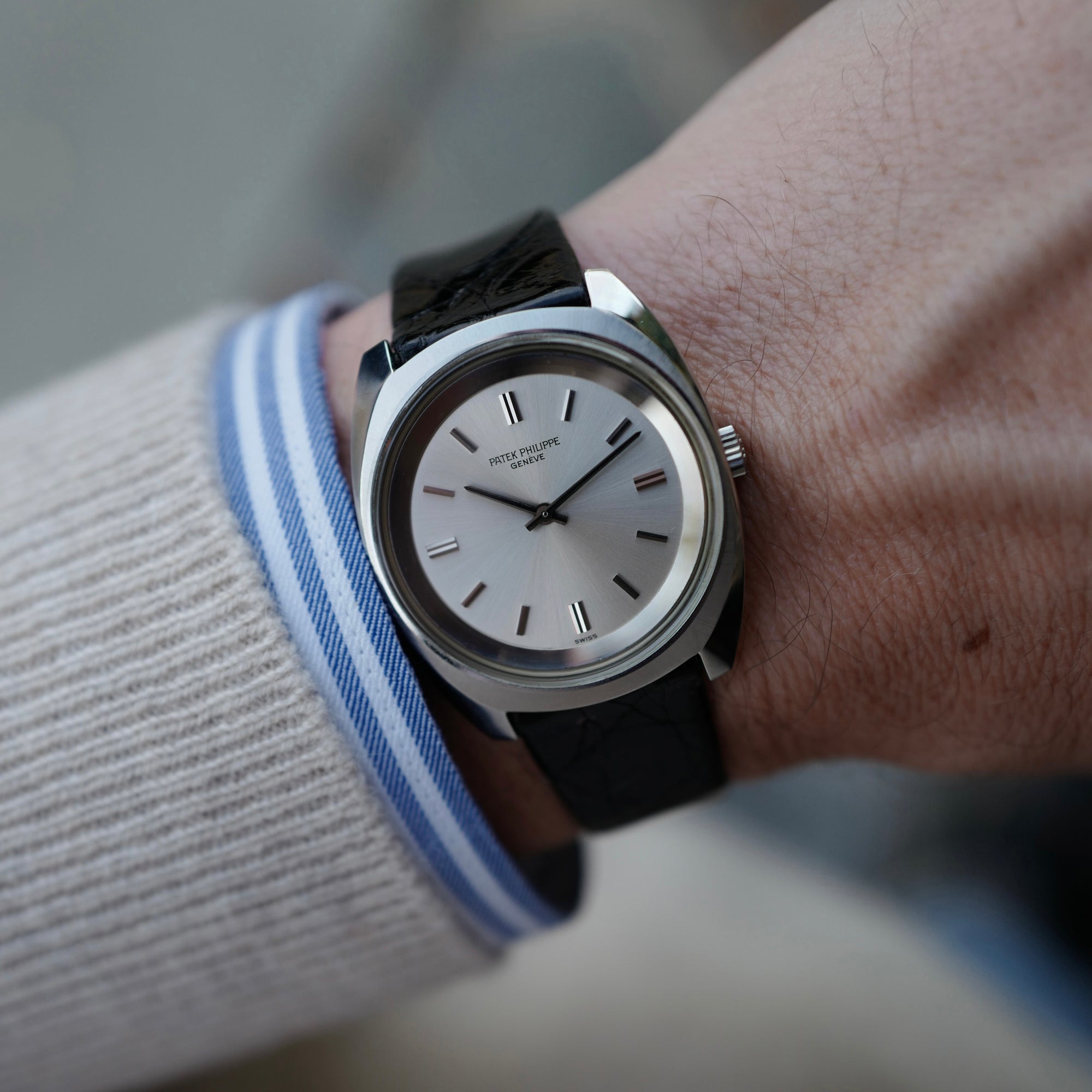 Patek Philippe Calatrava Ref. 3579 with Box and Service Papers (New Arrival)