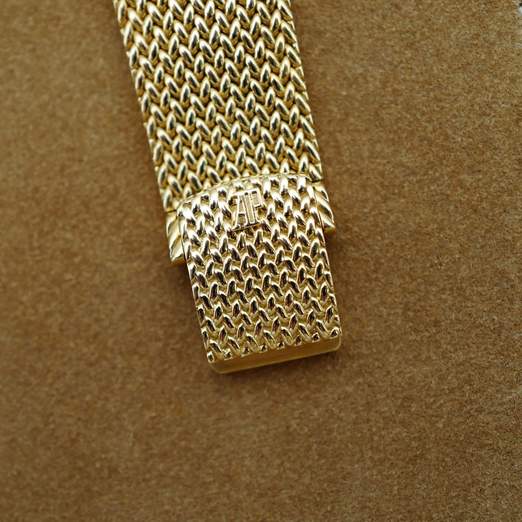 Audemars Piguet - Audemars Piguet Yellow Gold Cobra-Style Bracelet Watch - The Keystone Watches