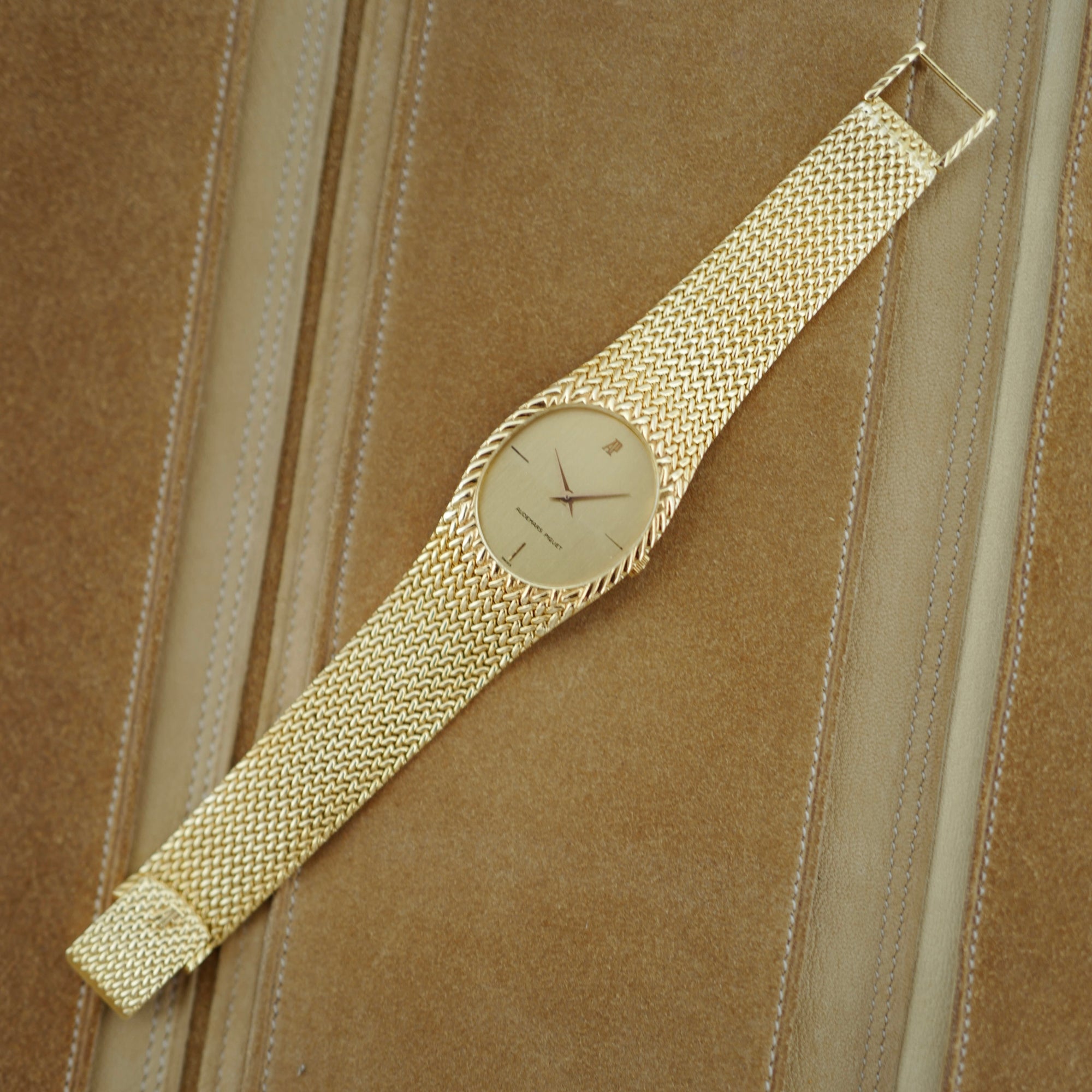 Audemars Piguet - Audemars Piguet Yellow Gold Cobra-Style Bracelet Watch - The Keystone Watches