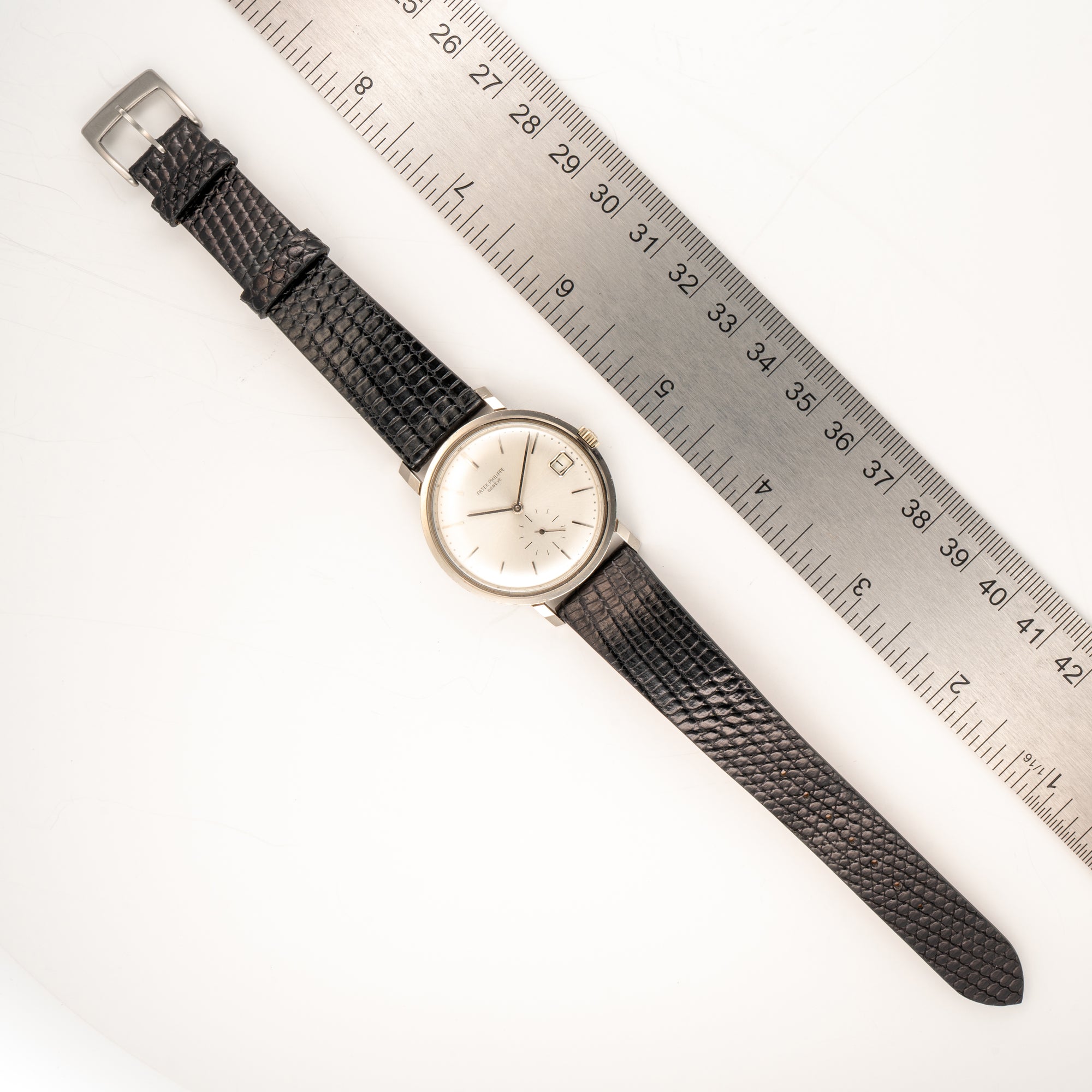 Patek Philippe White Gold Calatrava Ref. 3445 in Minty Condition (New Arrival)