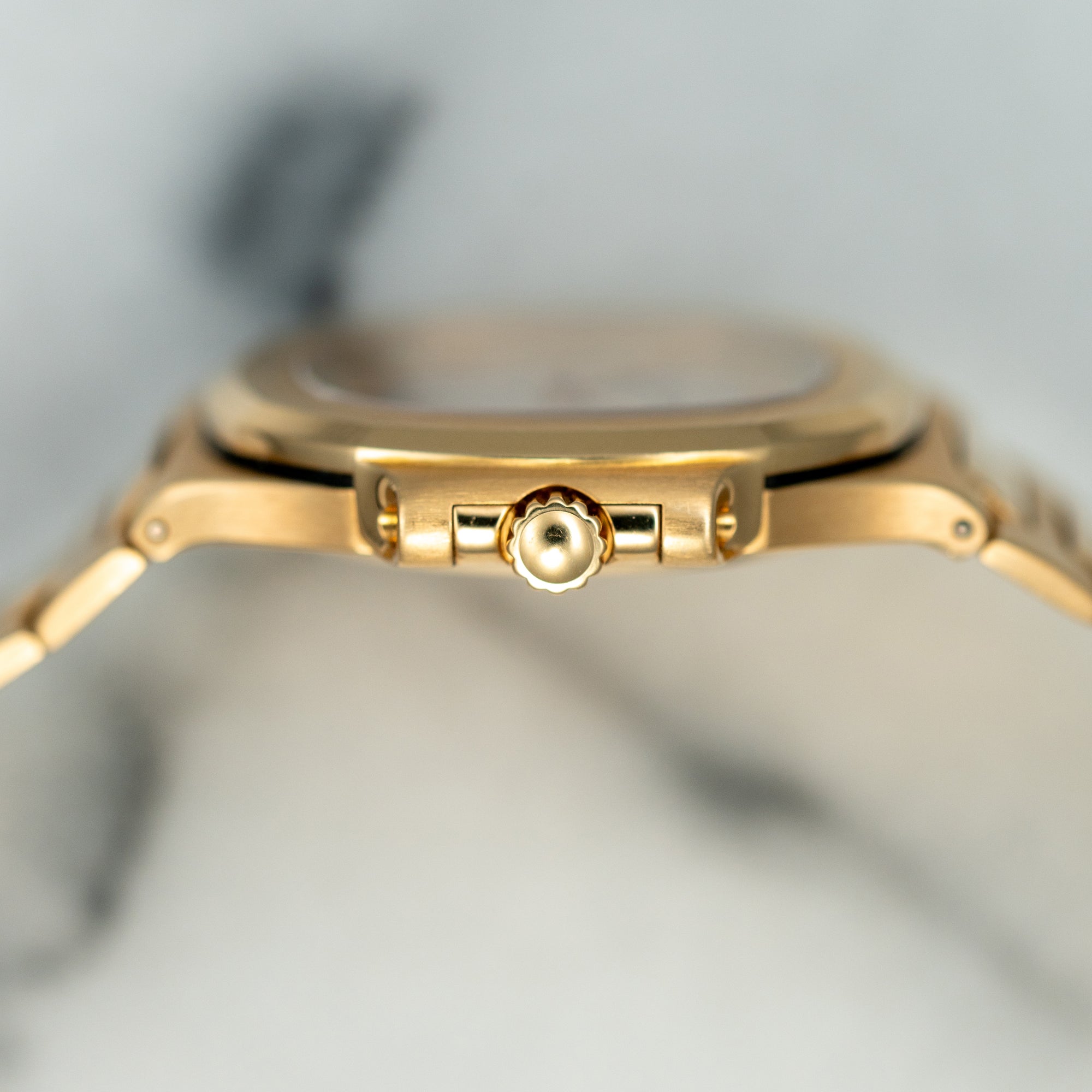 Patek Philippe Yellow Gold Nautilus Watch Ref. 3800 with Ceramic Dial