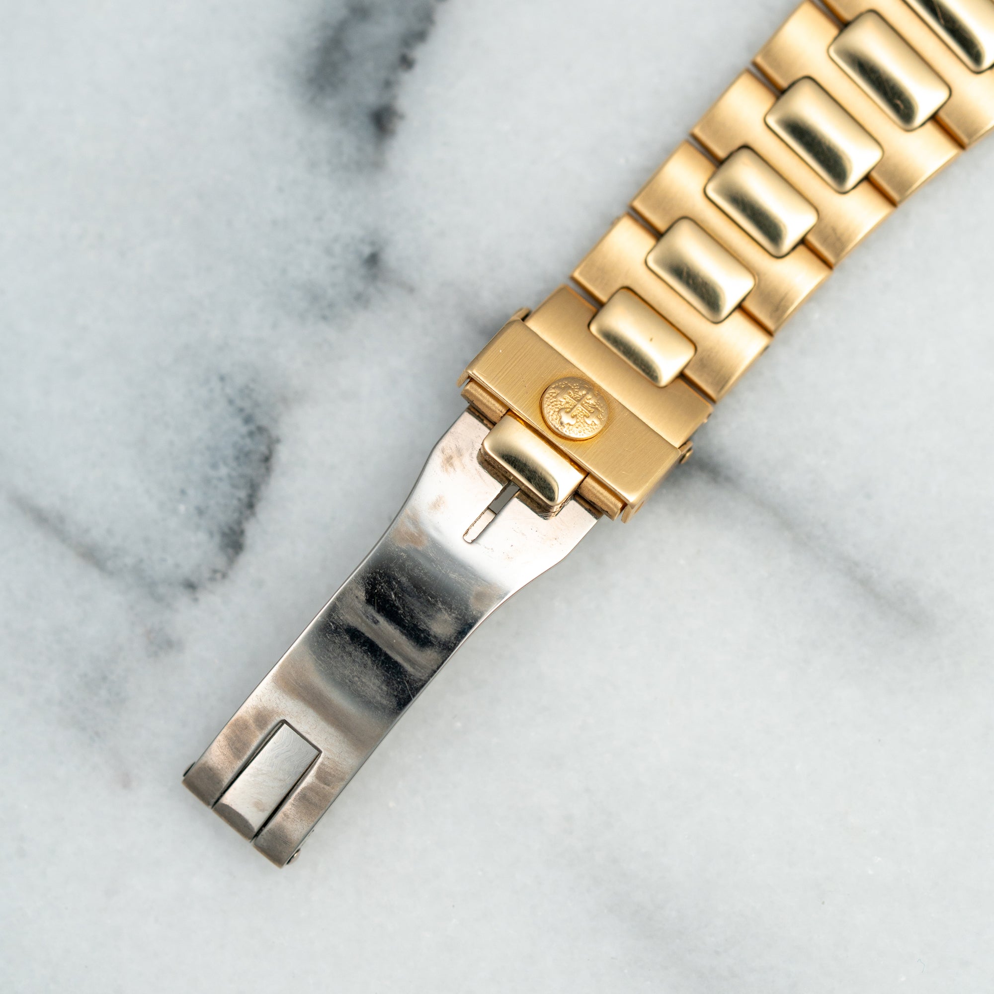 Patek Philippe Yellow Gold Nautilus Watch Ref. 3800 with Ceramic Dial
