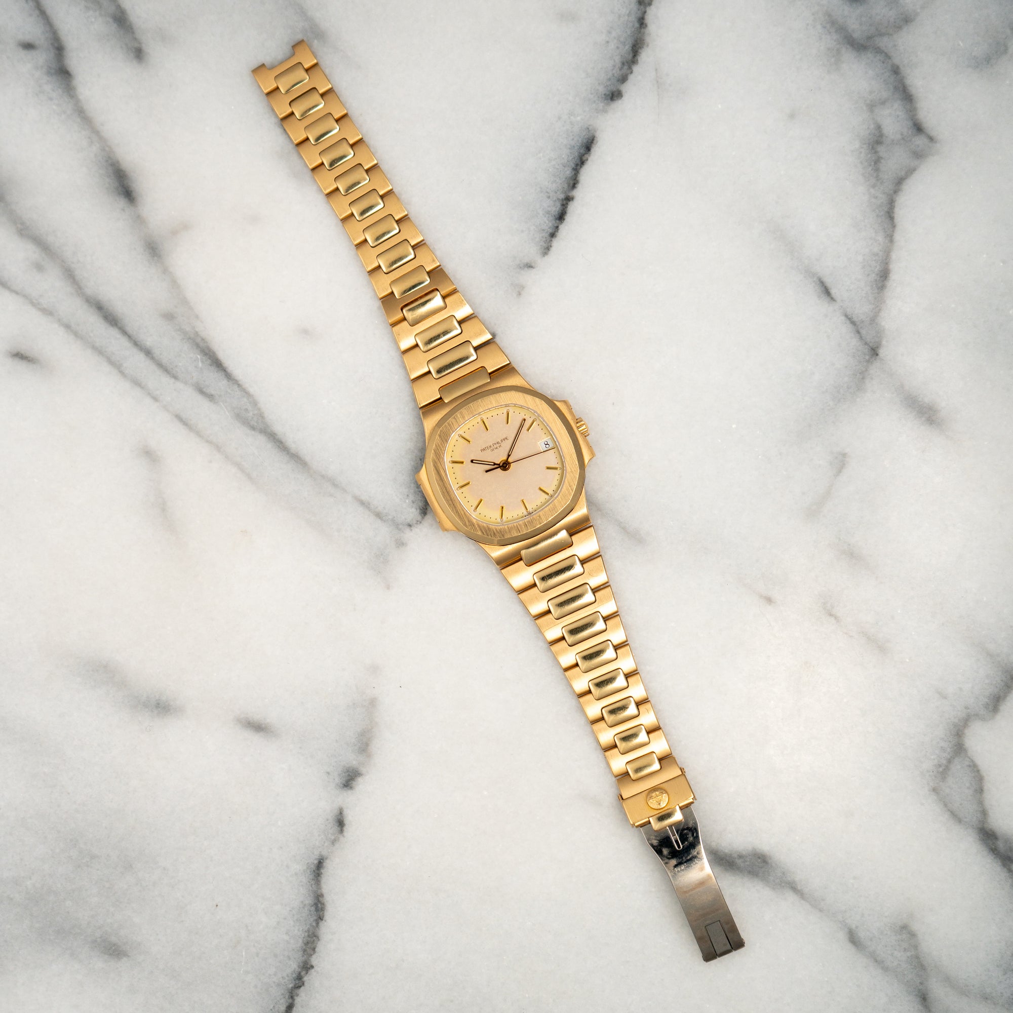 Patek Philippe Yellow Gold Nautilus Watch Ref. 3800 with Ceramic Dial