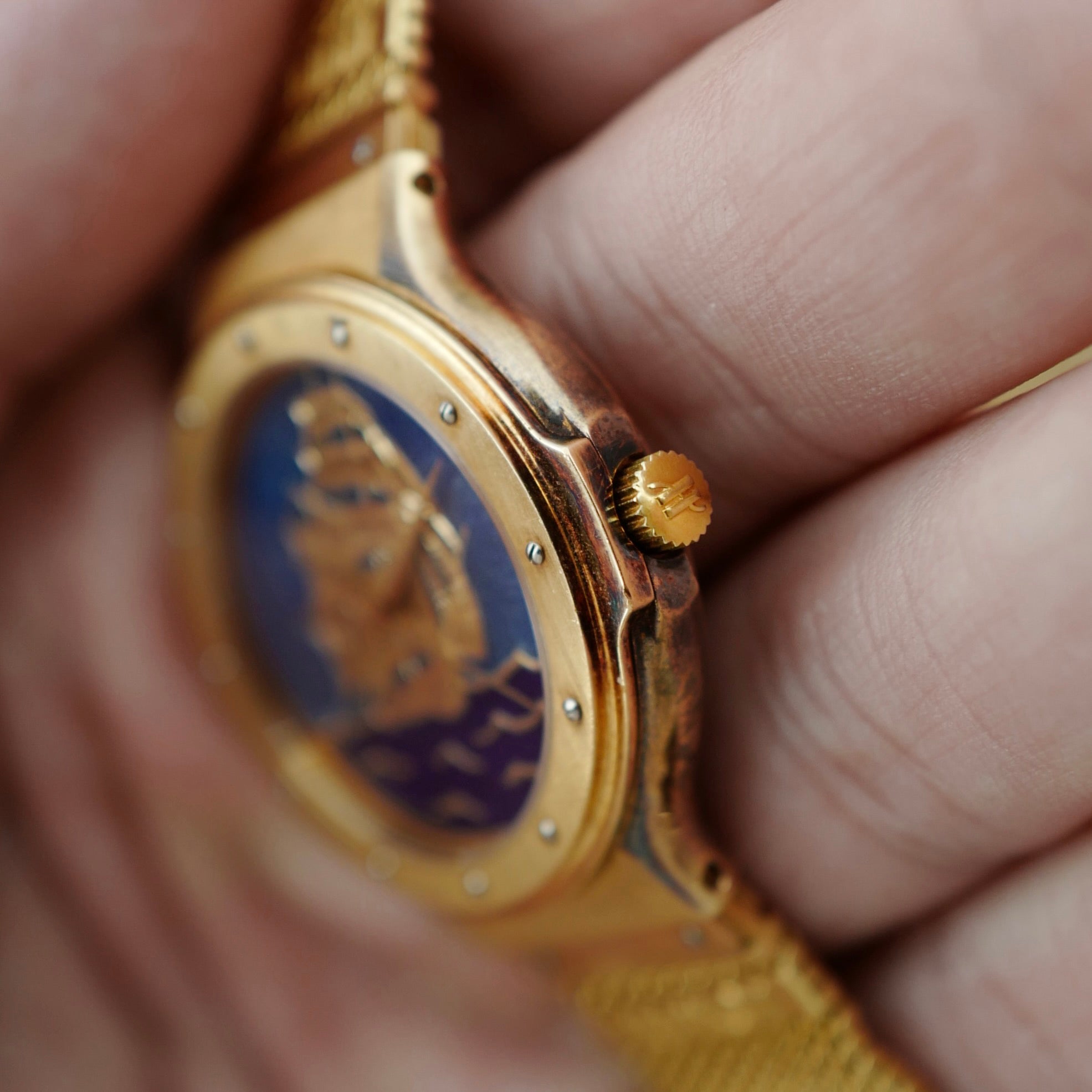 Hublot Yellow Gold MDM Cloisonne Ship Watch Ref. 1582.8