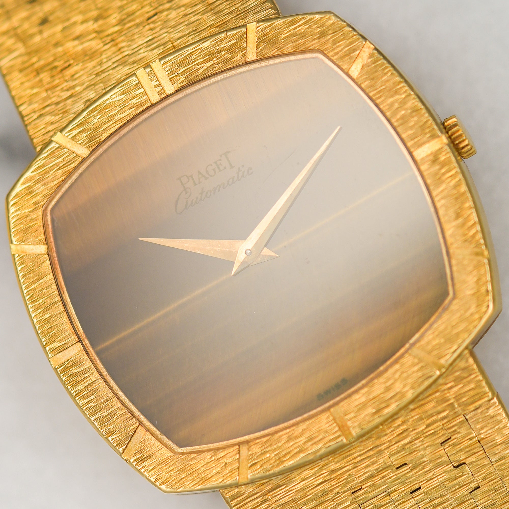 Piaget Yellow Gold Bracelet Watch Ref. 12421 with Tigers Eye Dial (New Arrival)