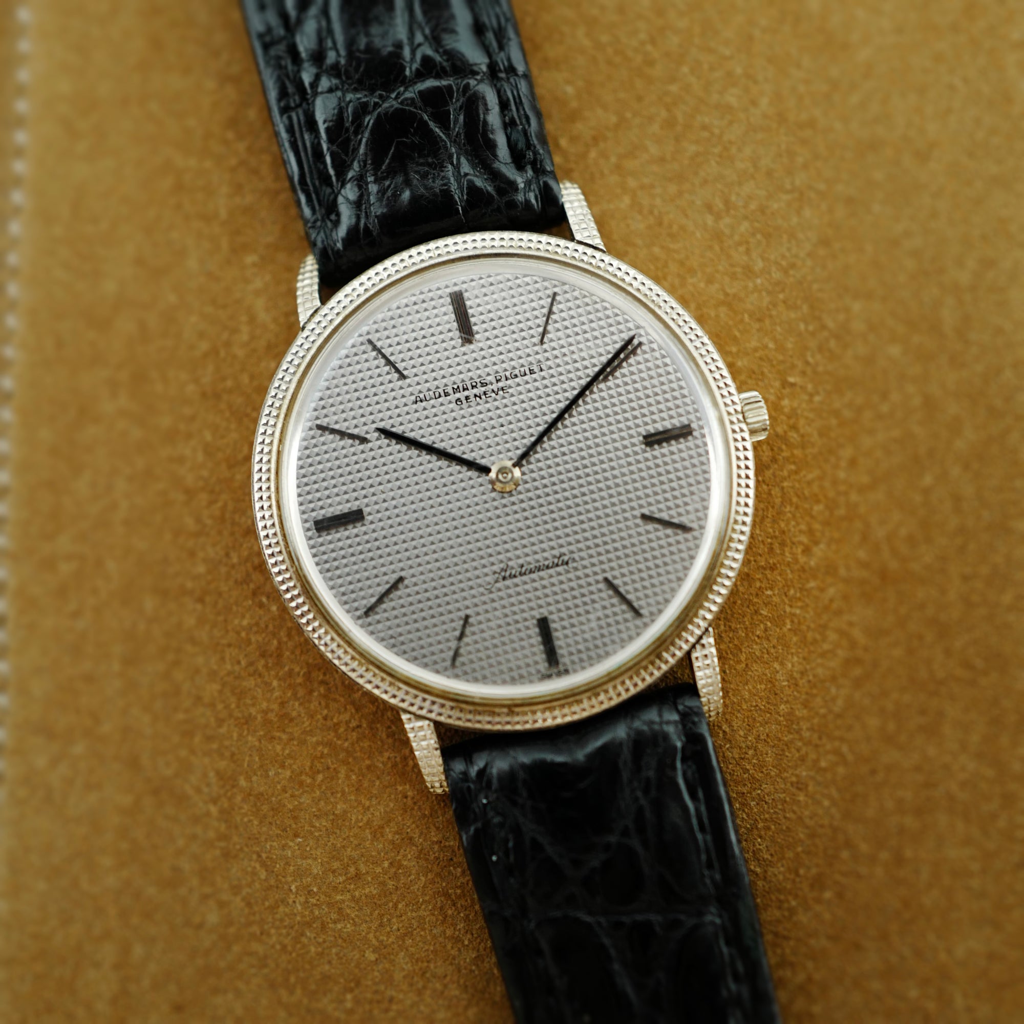 Audemars Piguet White Gold Automatic with Hobnail Case and Dial (New Arrival)
