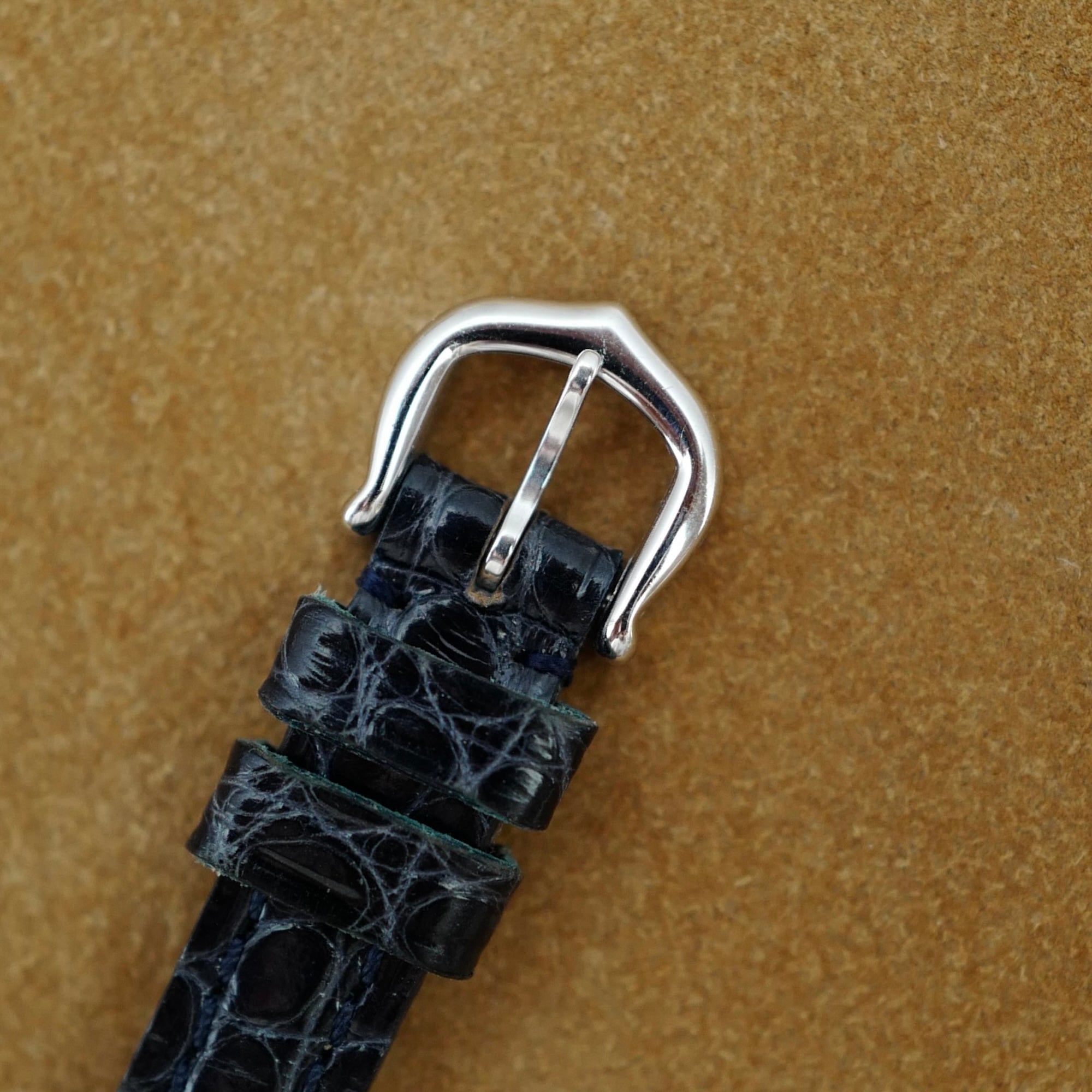 Cartier White Gold Baignoire Mini Ref. W1518956 (New Arrival)