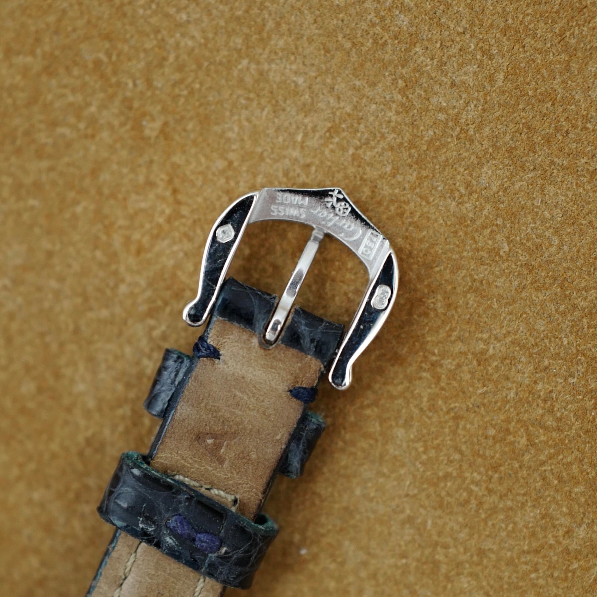 Cartier White Gold Baignoire Mini Ref. W1518956 (New Arrival)