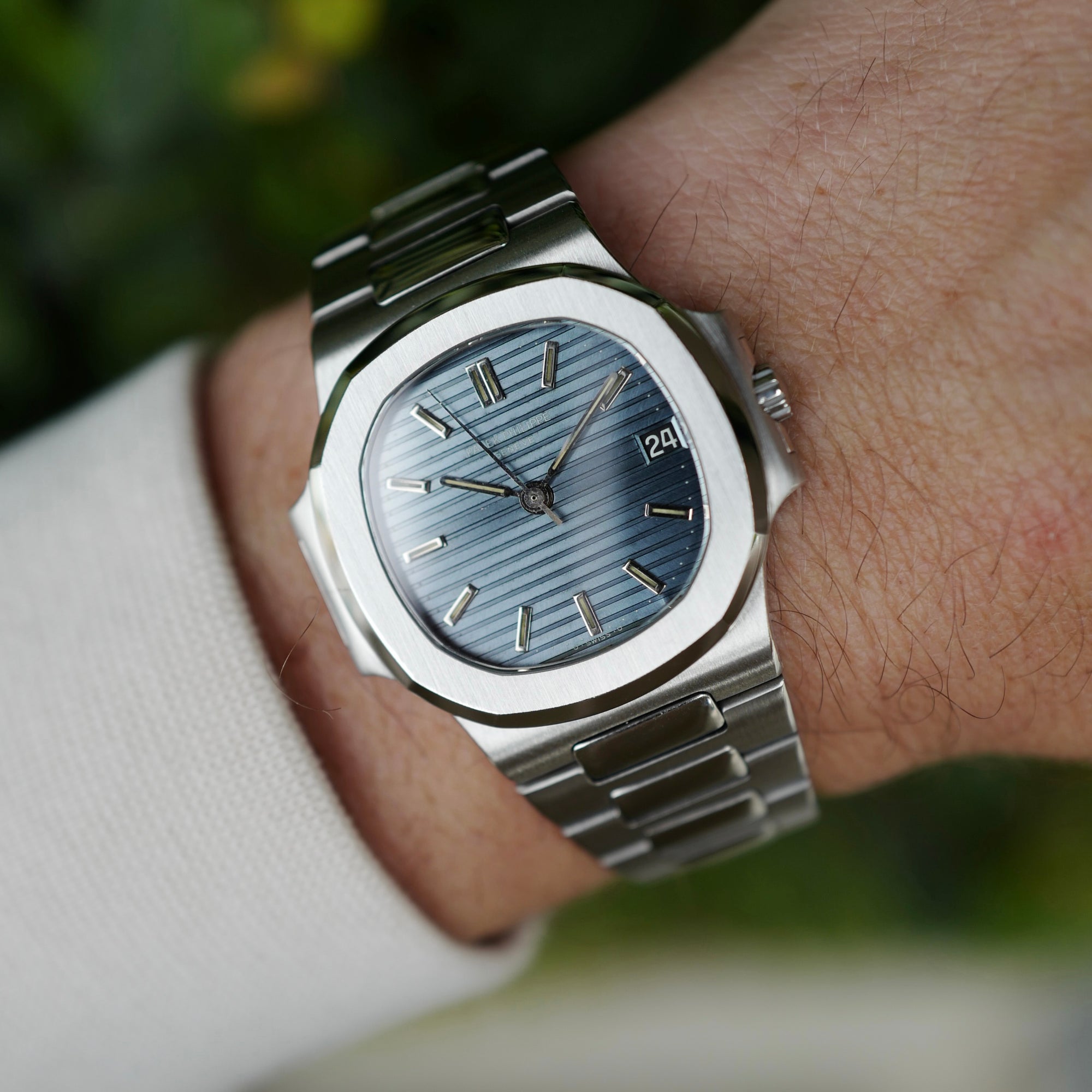 Patek Philippe - Patek Philippe Steel Nautilus Baby Blue Watch Ref. 3800 - The Keystone Watches