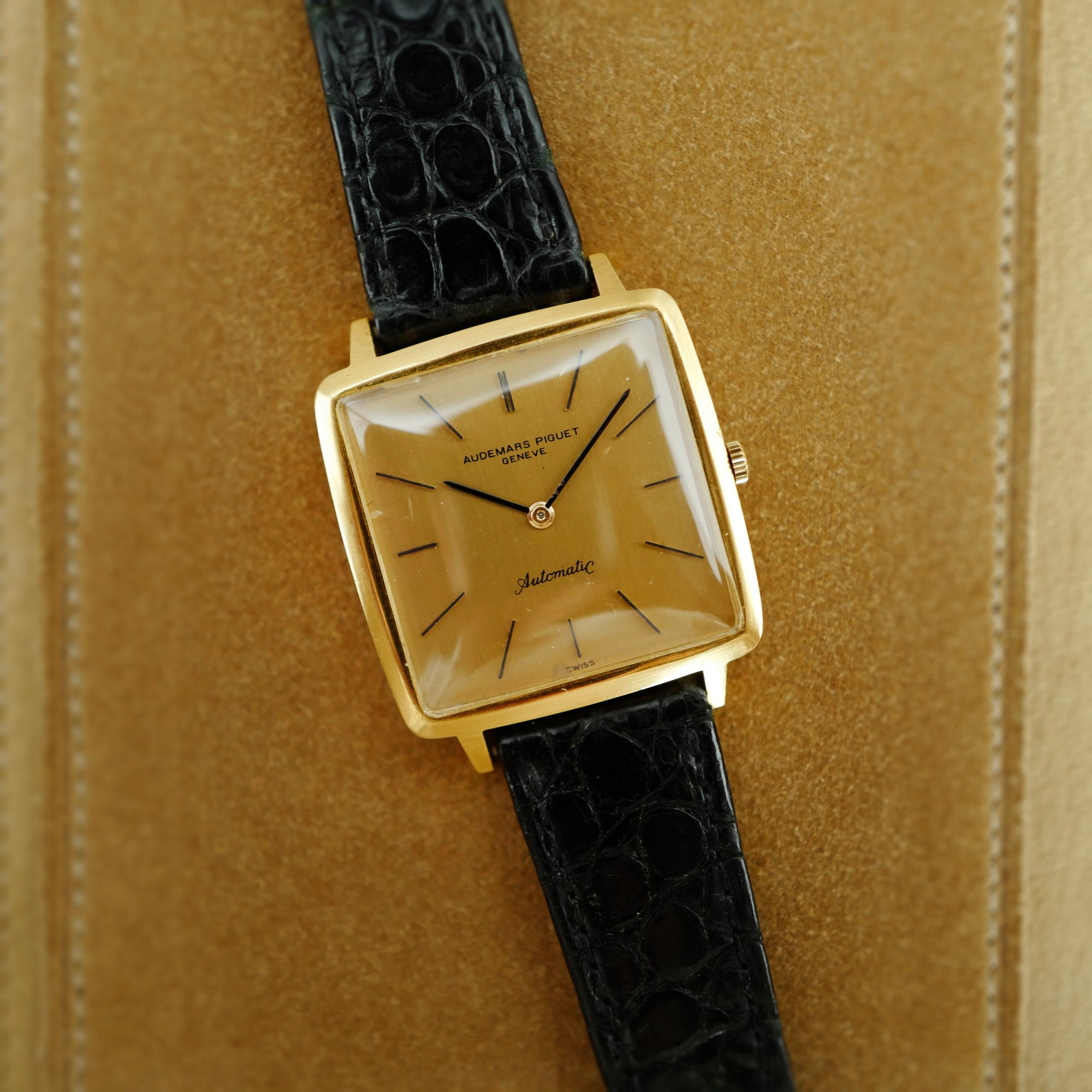 Audemars Piguet Yellow Gold Automatic Square Watch (New Arrivals)