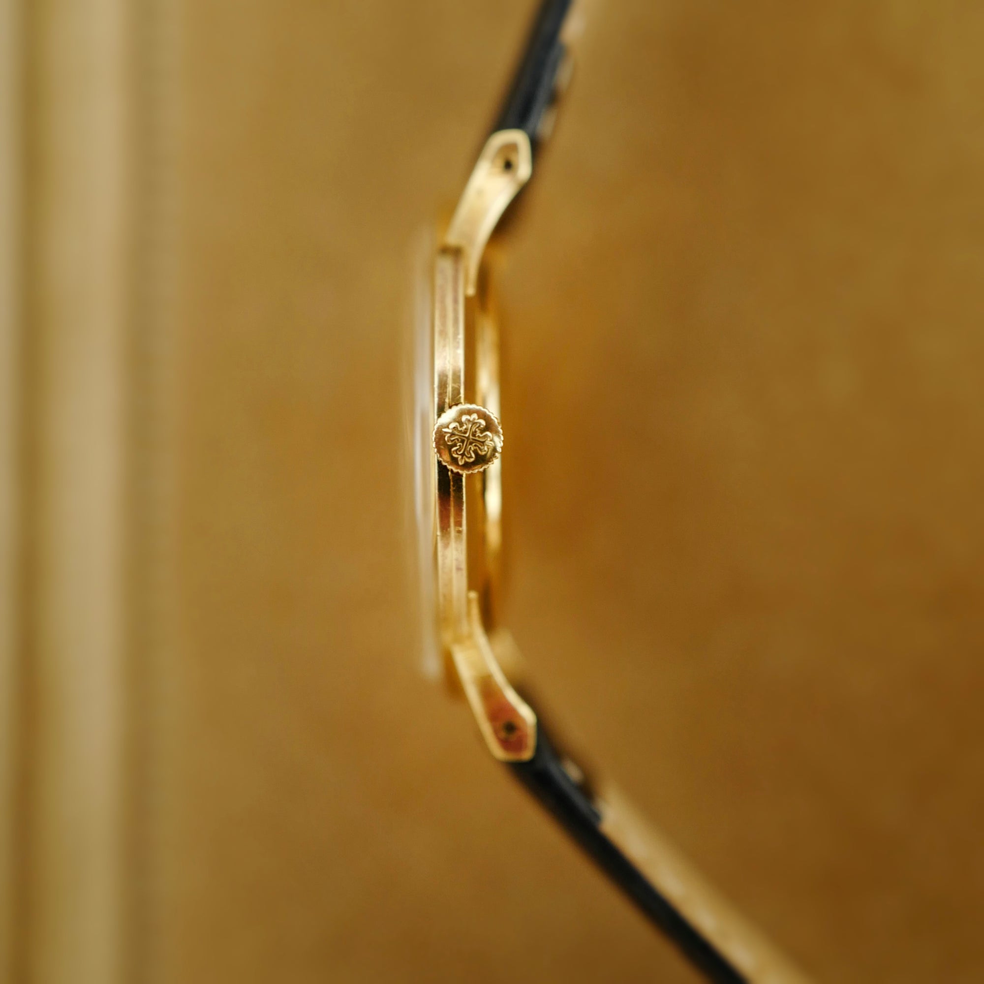 Patek Philippe Yellow Gold Calatrava Watch Ref. 3484 Retailed by Somazzi (New Arrival)