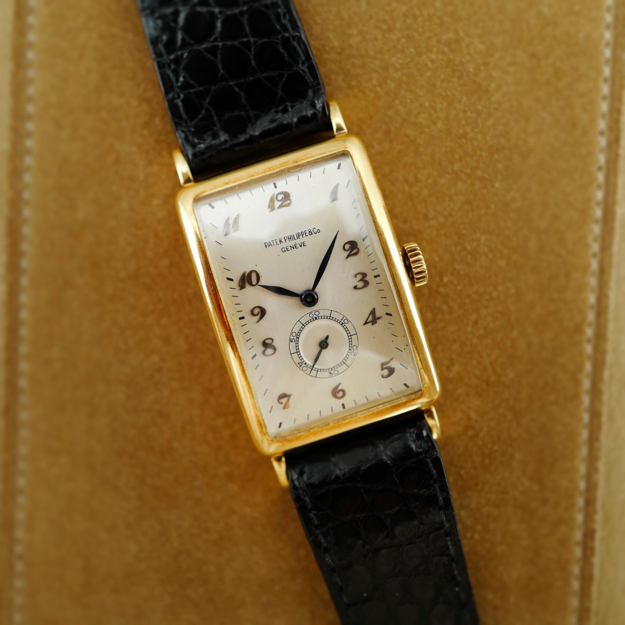 Patek Philipppe Yellow Gold Rectangular Breguet Numerals Watch Ref. 431 (New Arrival)