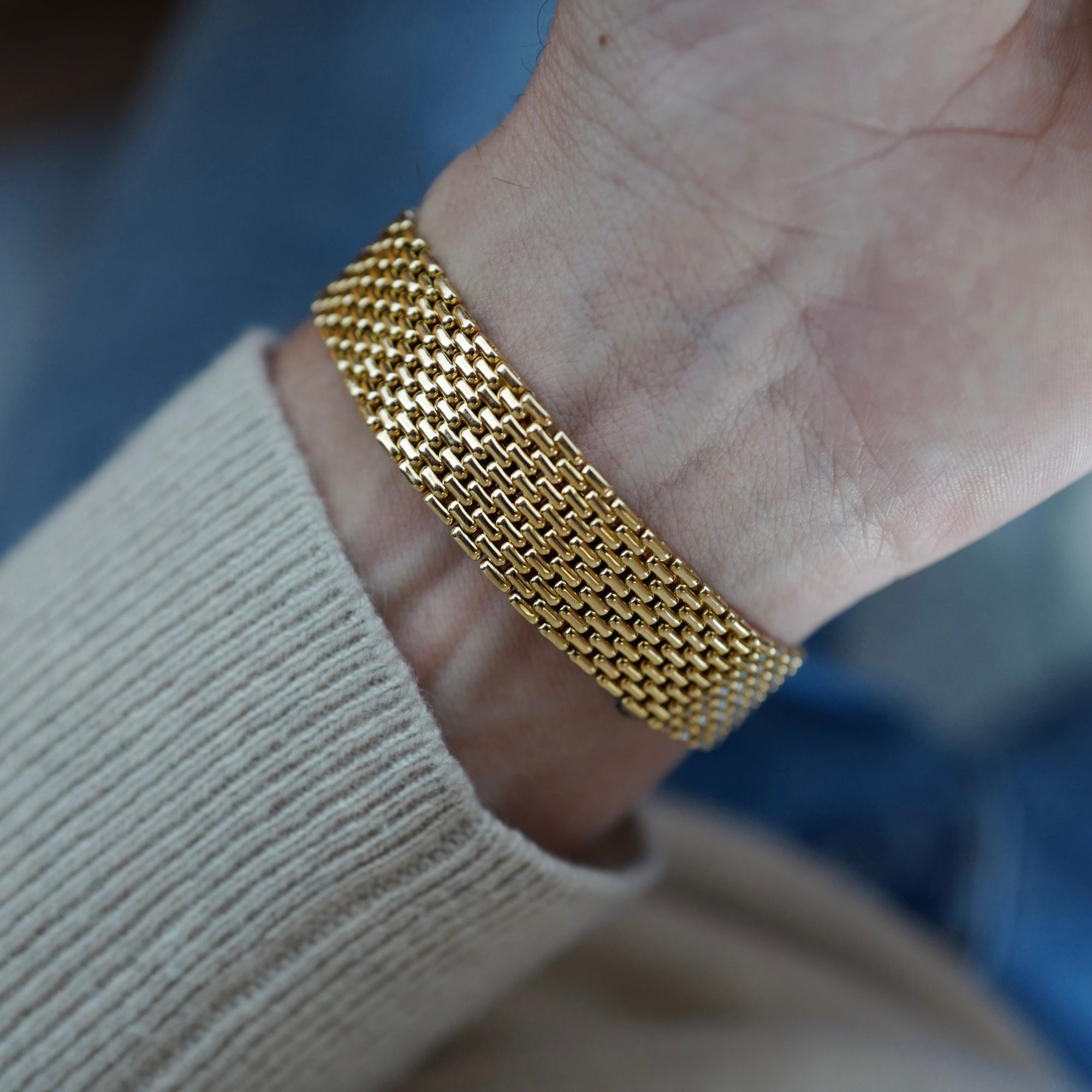 Cartier Yellow Gold Tortue Paris Mecanique Ref. 96081 (New Arrival)