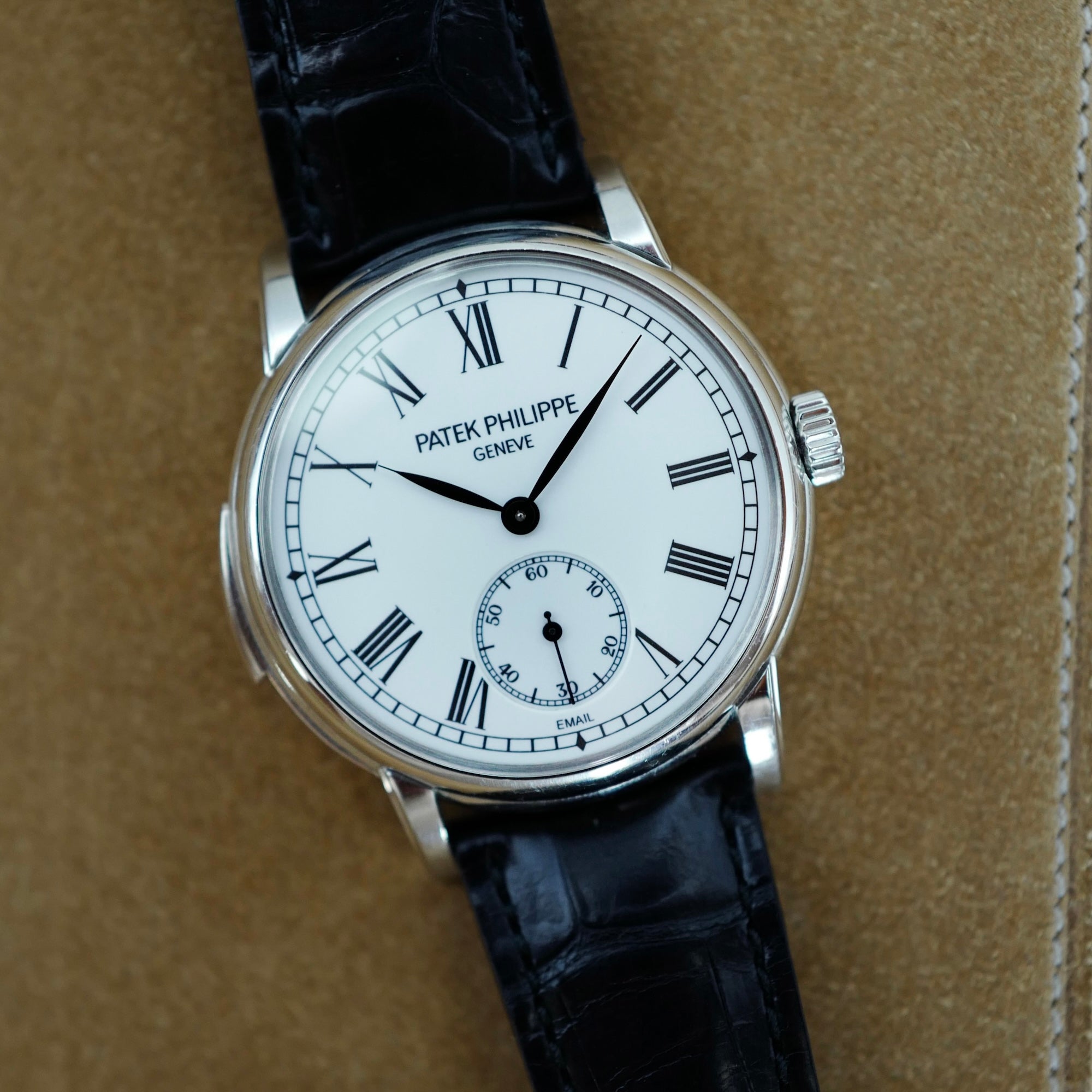 Patek Philippe Platinum Minute Repeater Enamel Watch Ref. 5078 Box and Papers (New Arrival)