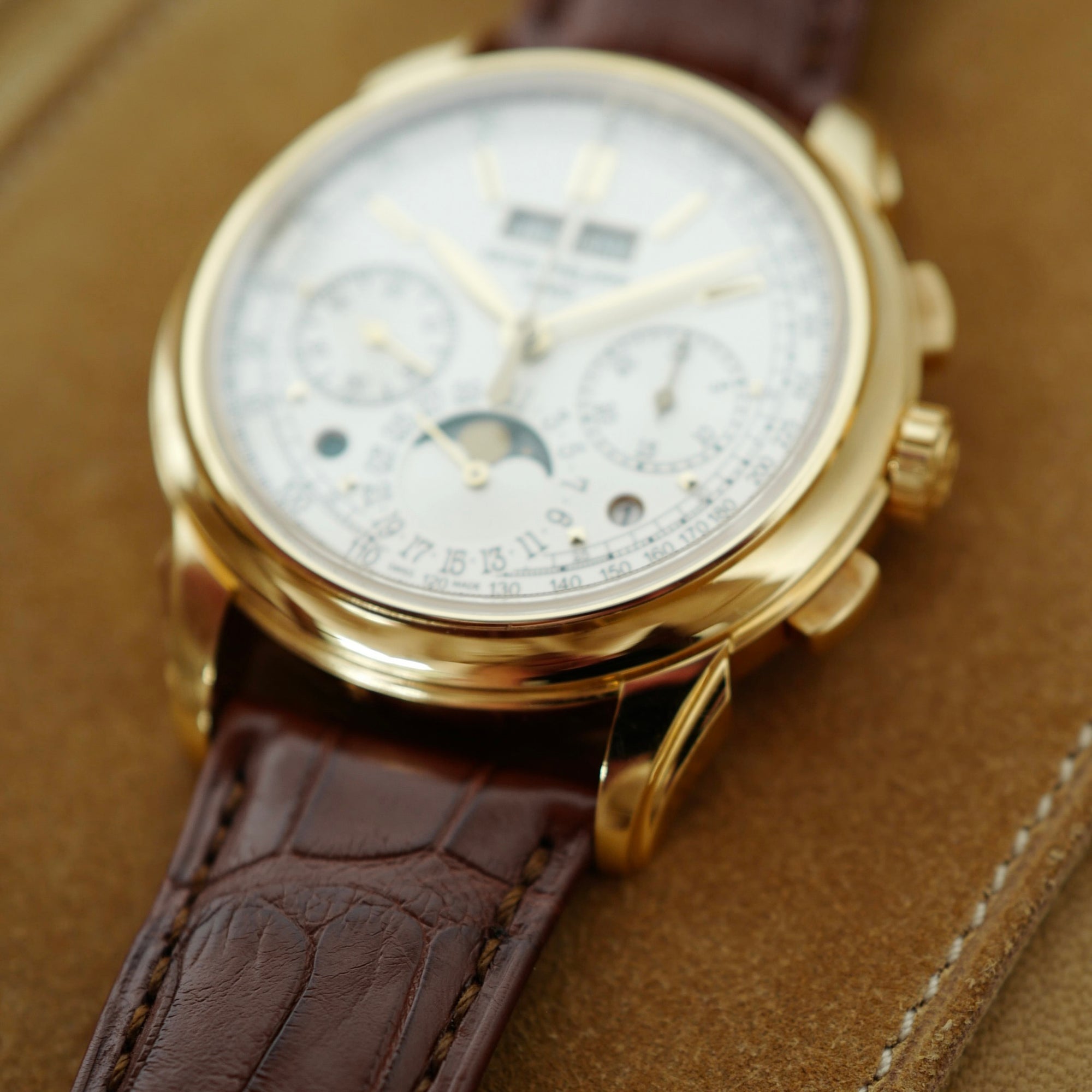 Patek Philippe Yellow Gold Perpetual Calendar Chronograph Ref. 5270 (New Arrival)