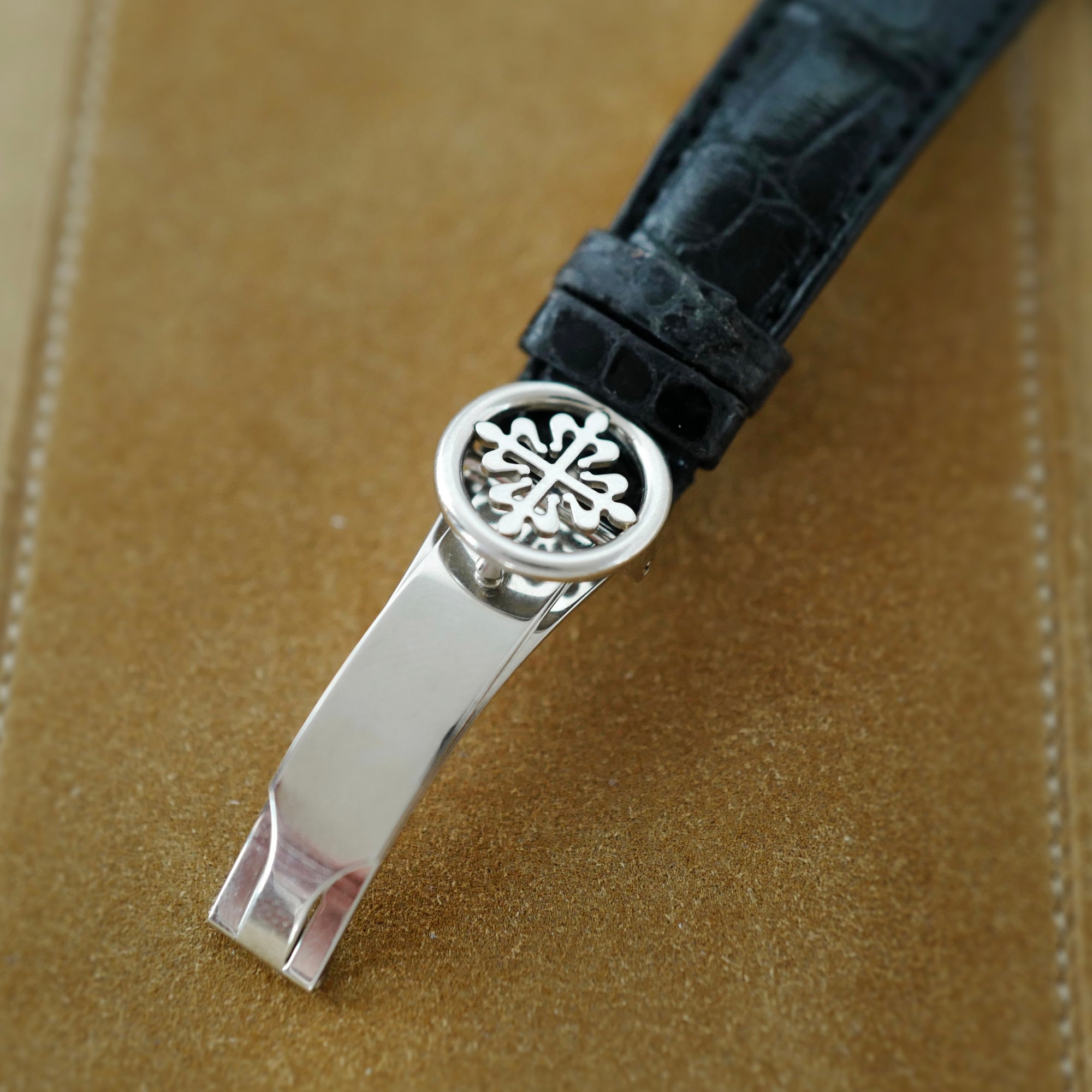 Patek Philippe - Patek Philippe Platinum Perpetual Calendar Chronograph Ref. 3970P with Original Box and Papers - The Keystone Watches