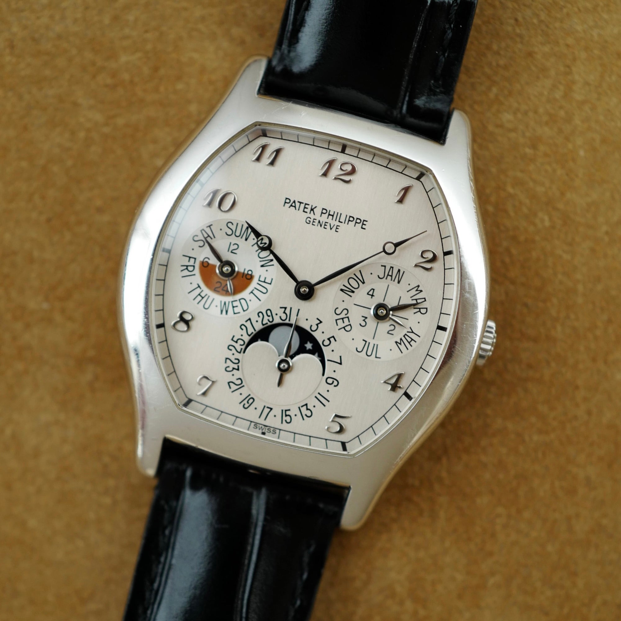 Patek Philippe Platinum Perpetual Calendar Watch Ref. 5040