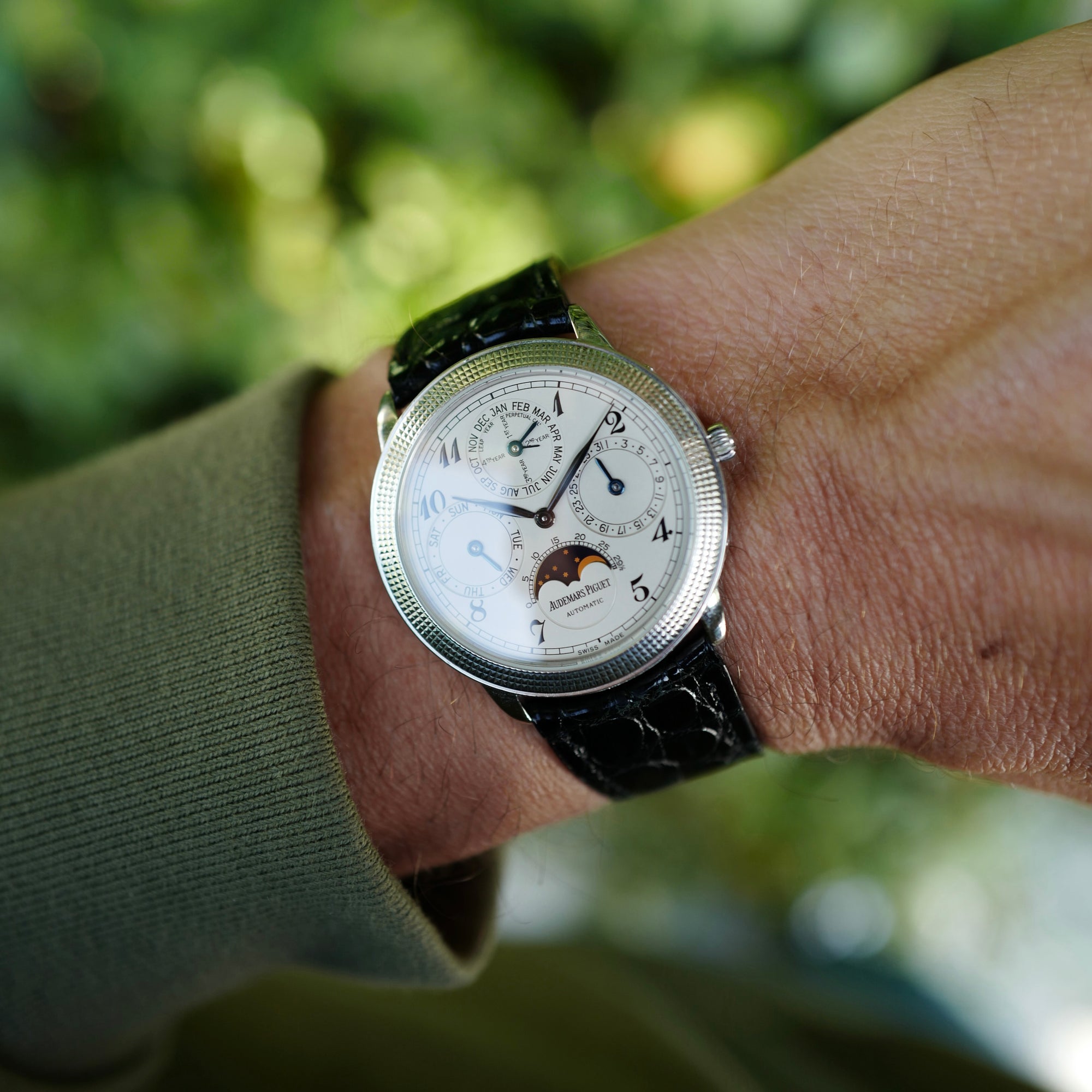 Audemars Piguet Platinum Perpetual Calendar Watch Ref. 25850