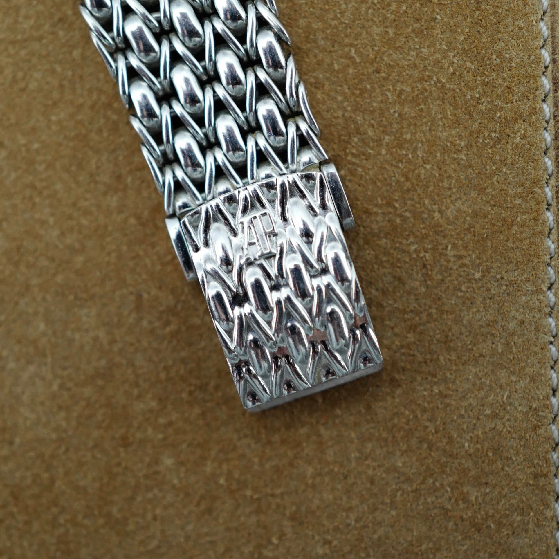 Audemars Piguet White Gold Bracelet Watch Ref. 56478 (New Arrival)