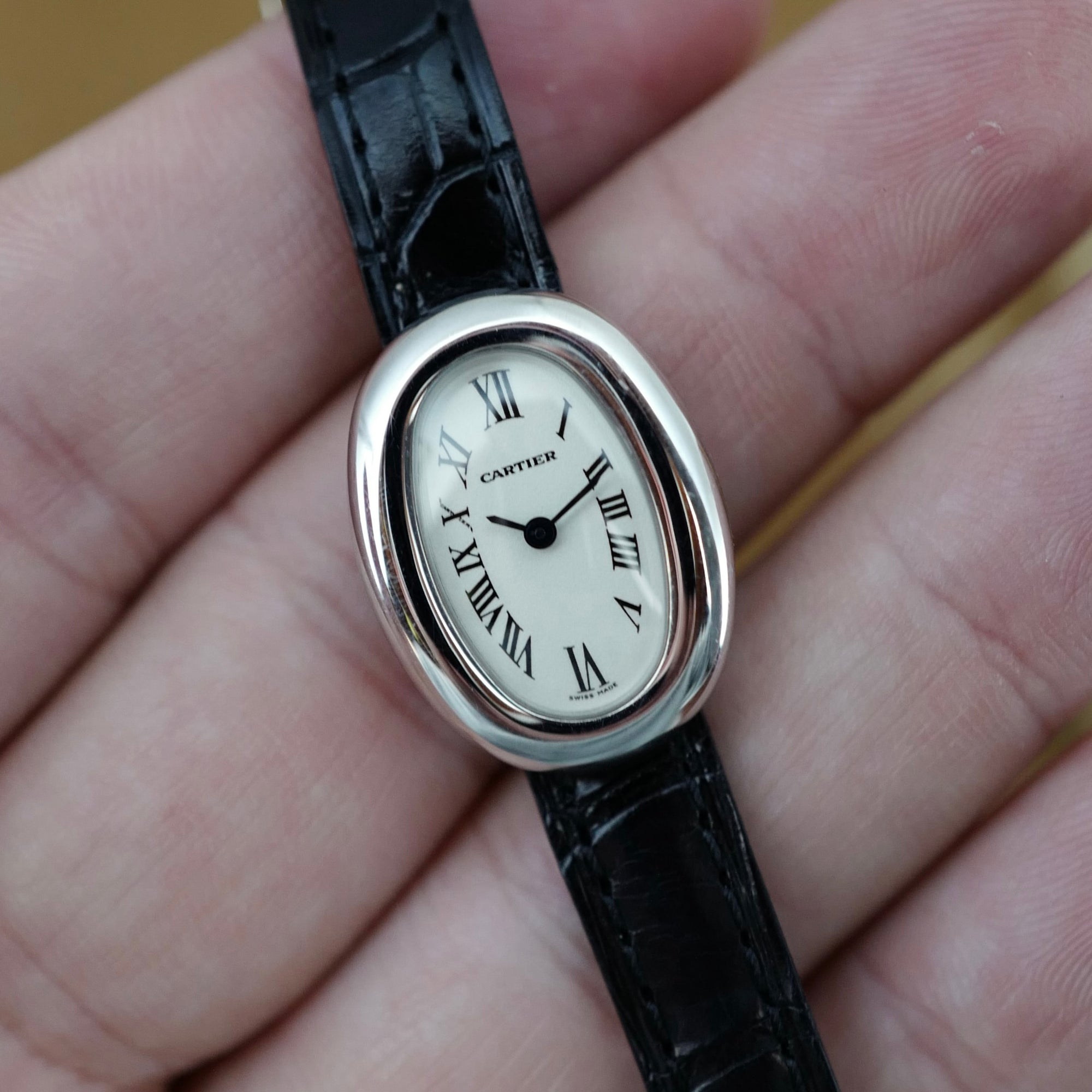 Cartier White Gold Mini Baignoire Ref. W1518956 (New Arrival)