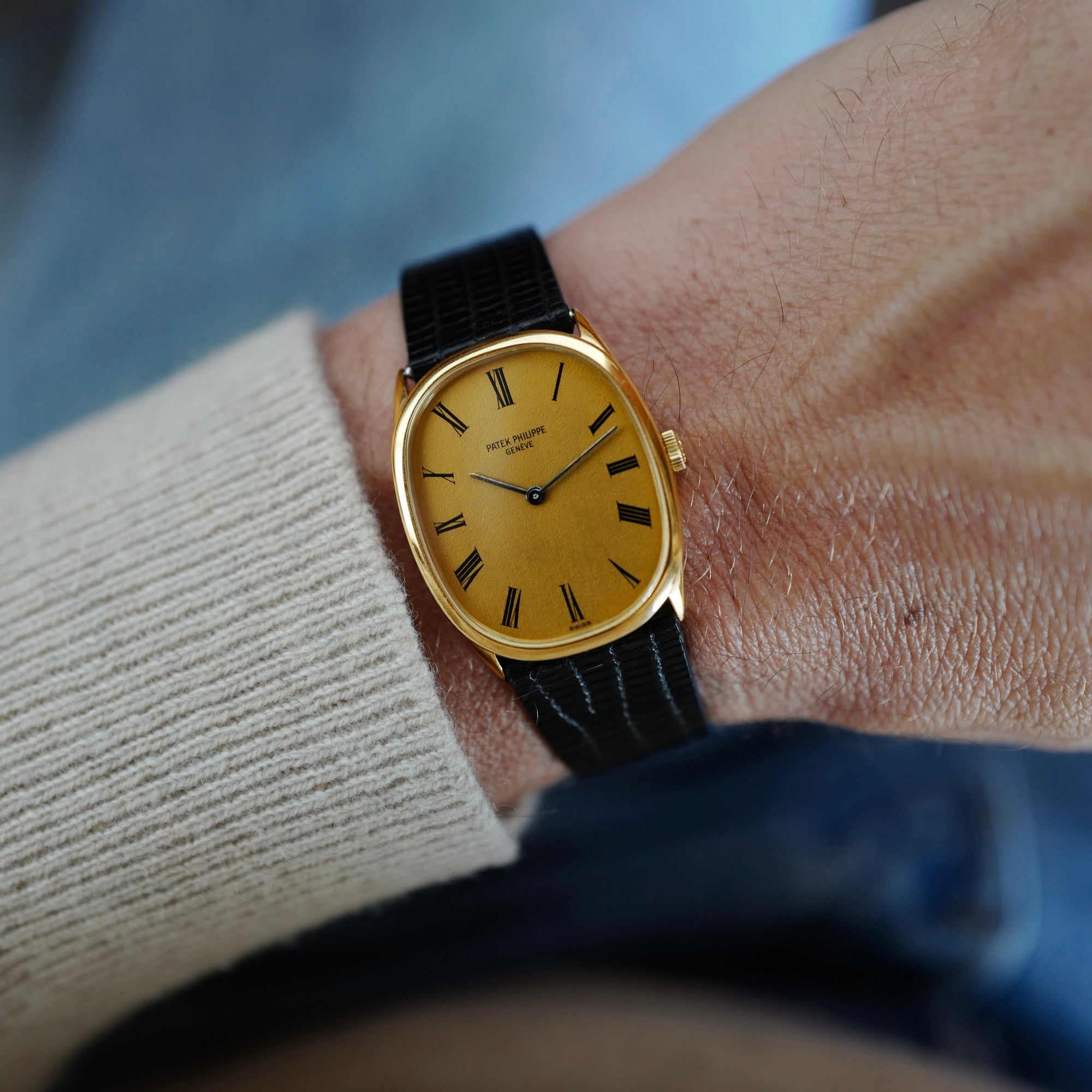 Patek Philippe Yellow Gold Golden Ellipse Ref. 3546 (New Arrival)