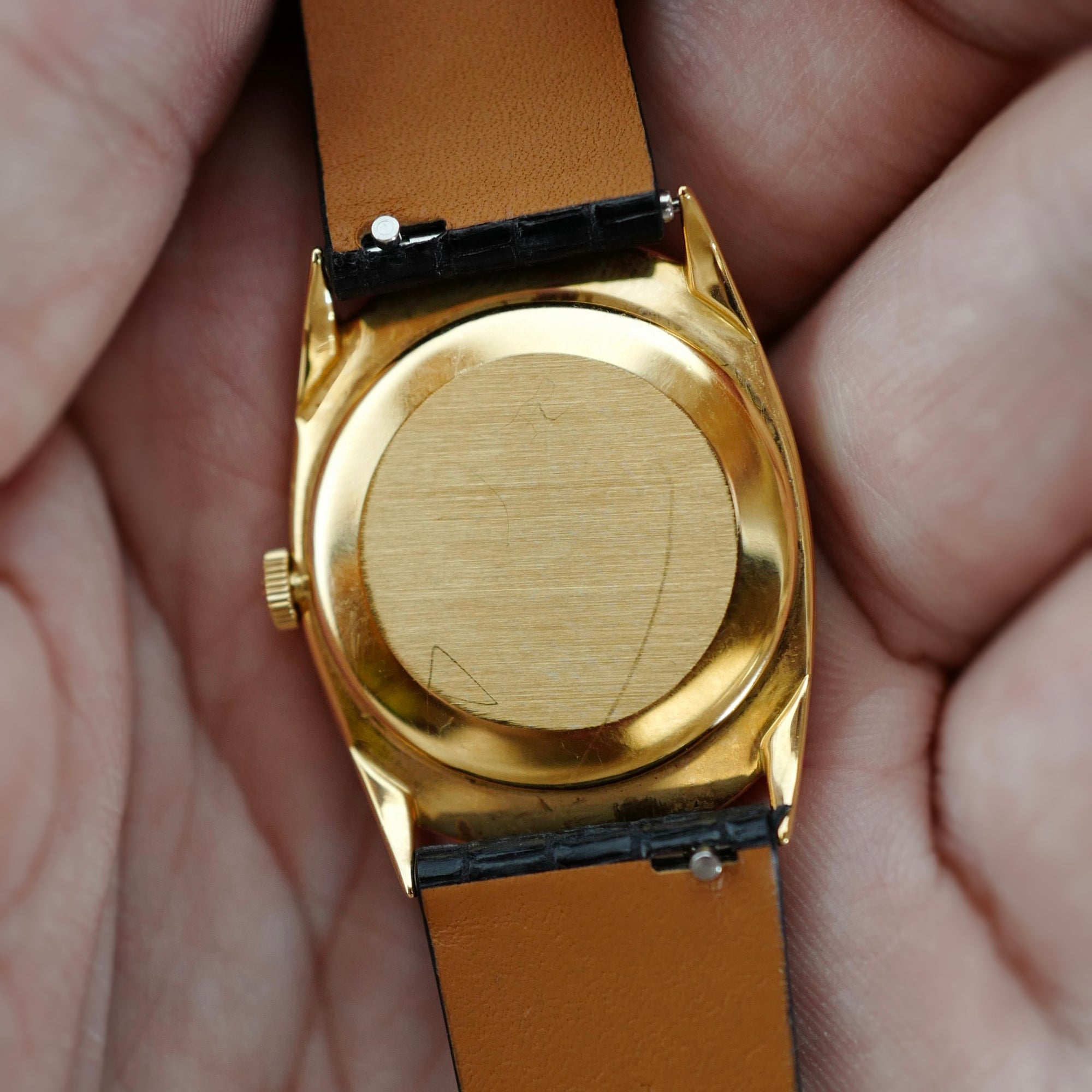 Patek Philippe Yellow Gold Golden Ellipse Ref. 3546 (New Arrival)