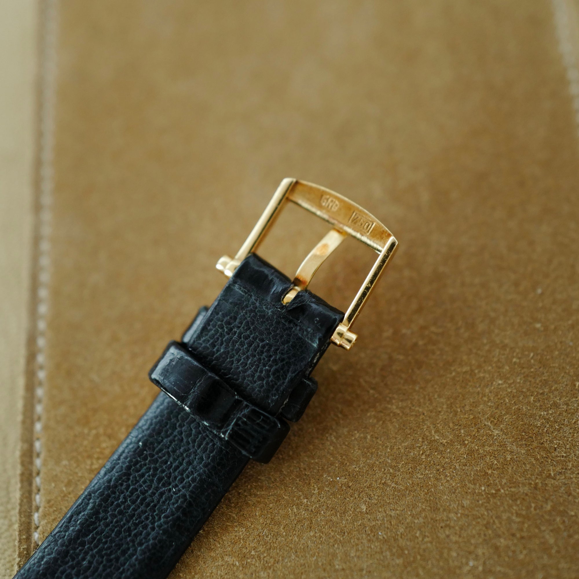 Breguet Yellow Gold Classique Ref. 3210BA/12/264