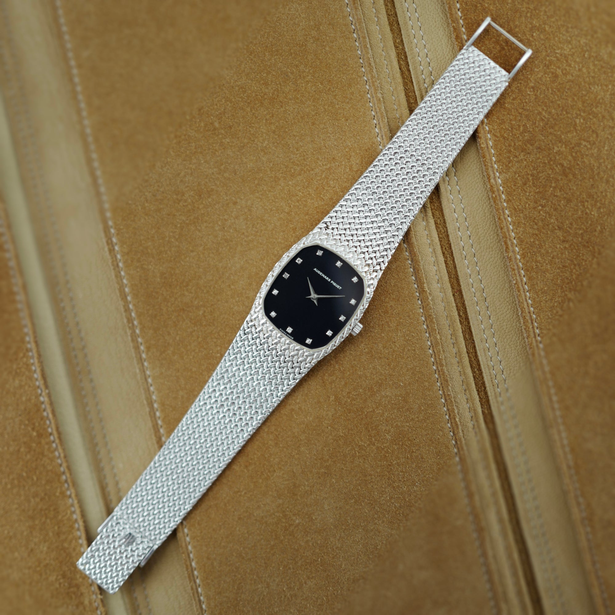 Audemars Piguet White Gold Cobra-style Bracelet Watch (New Arrival)