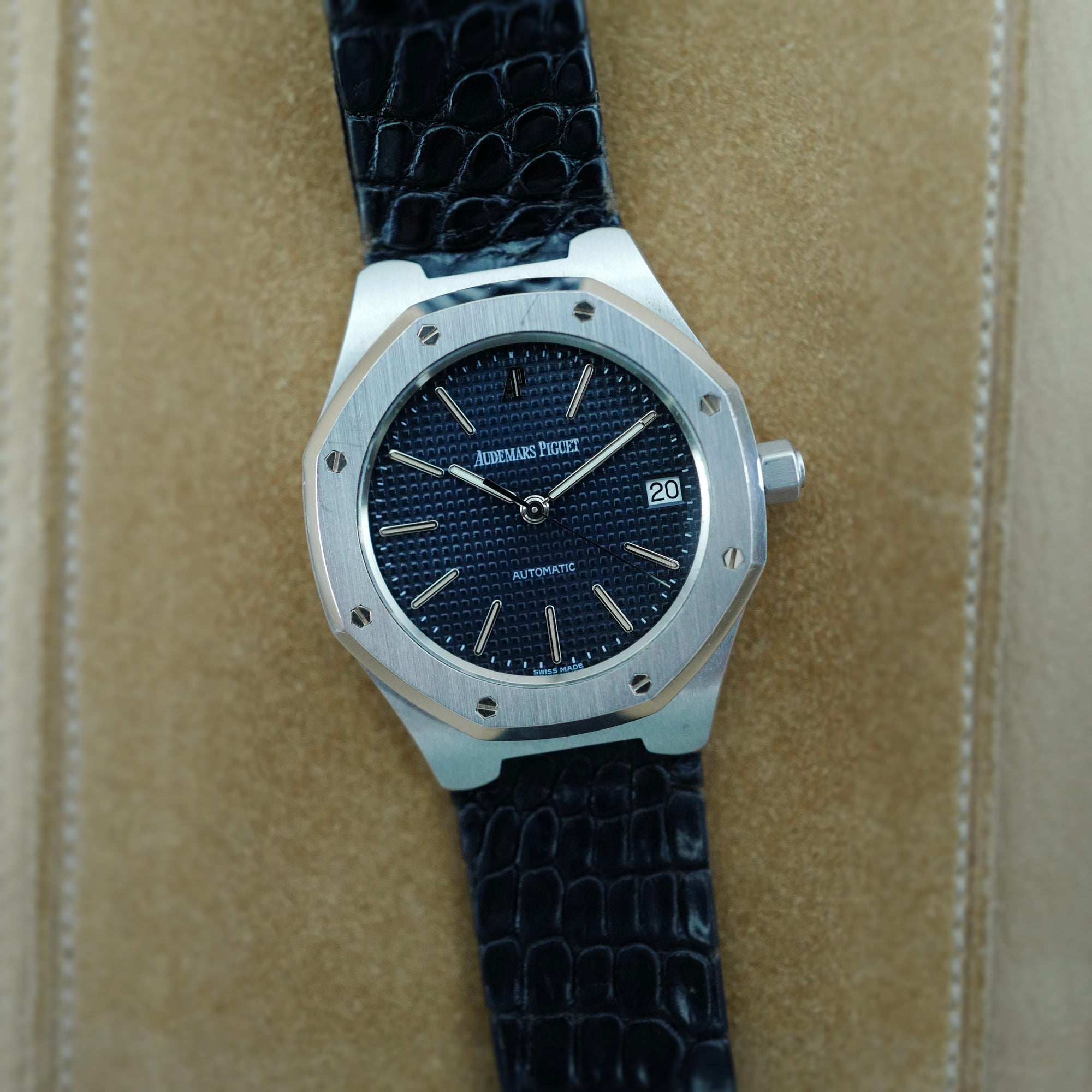 Audemars Piguet - Audemars Piguet Steel Royal Oak Ref. 14800ST (New Arrival) - The Keystone Watches