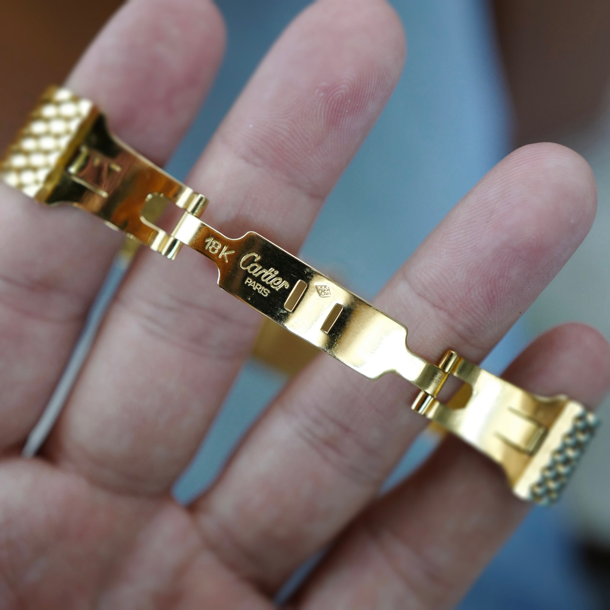 Cartier Yellow Gold Blue Enamel Mecanique Obus Watch (New Arrival)