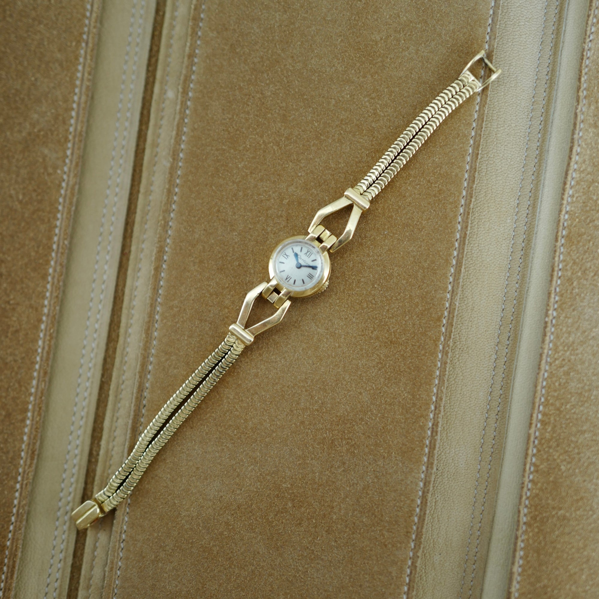 Cartier Yellow Gold Bracelet Watch (New Arrival)