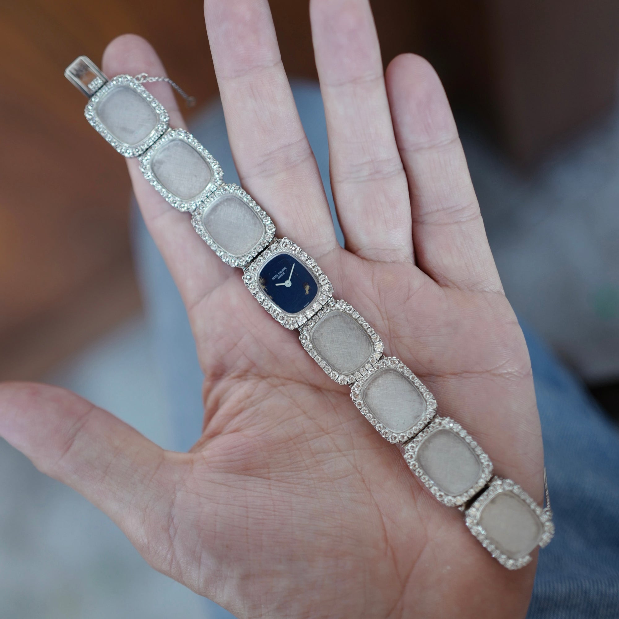Patek Philippe White Gold Ellipse Diamond Bracelet Ref. 4122 (New Arrival)