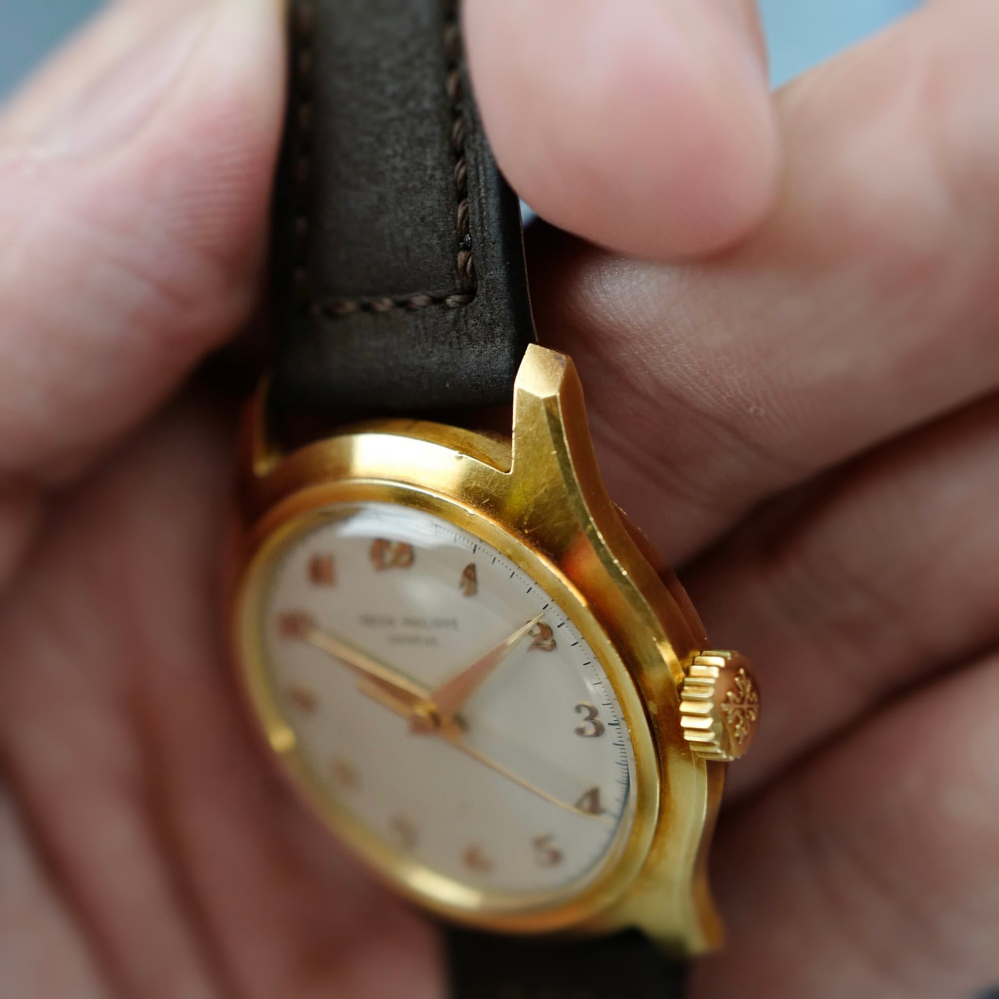 Patek Philippe Yellow Gold Calatrava Breguet Numerals Ref. 2533 (New Arrival)
