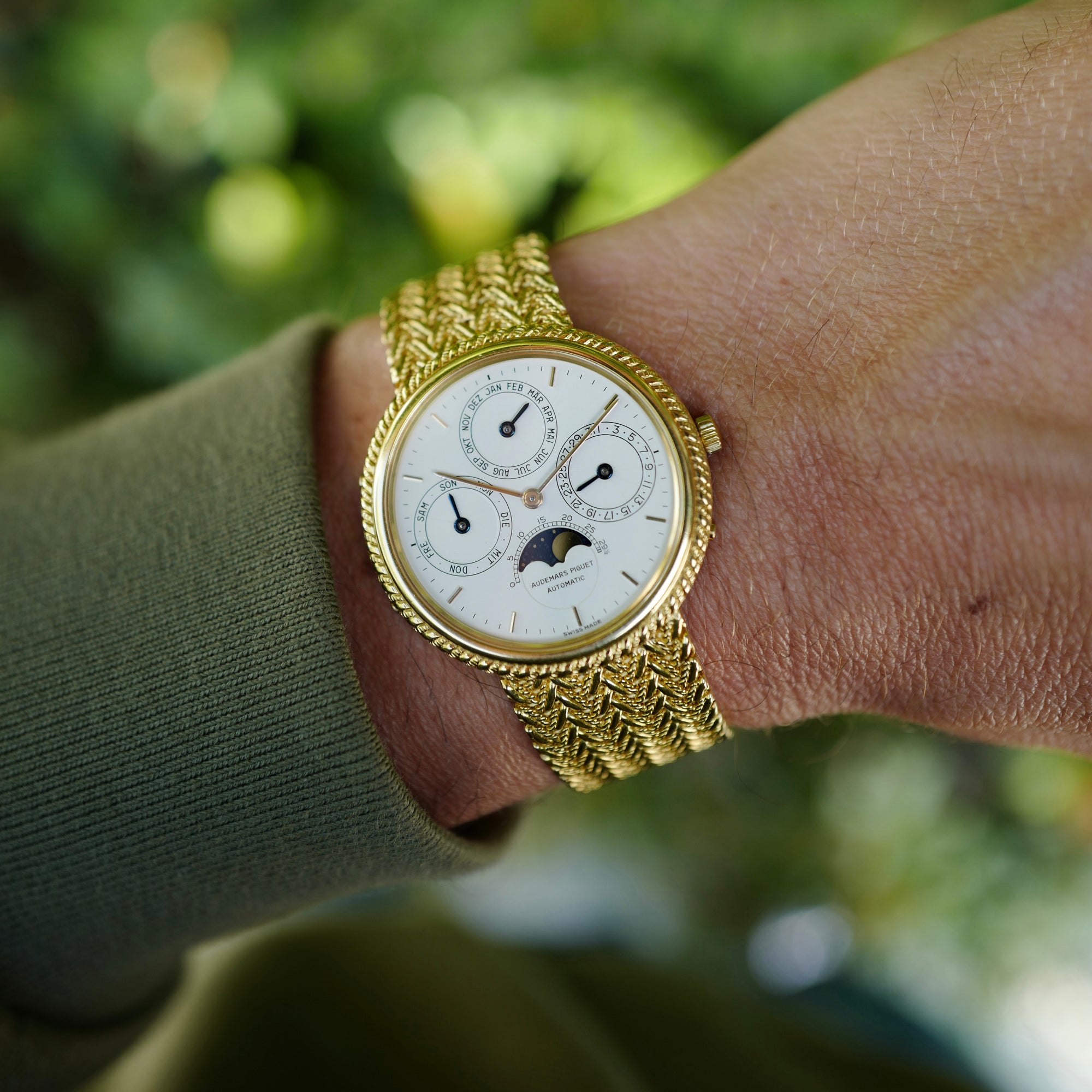 Audemars Piguet Yellow Gold Perpetual Automatic Watch Ref. 5549