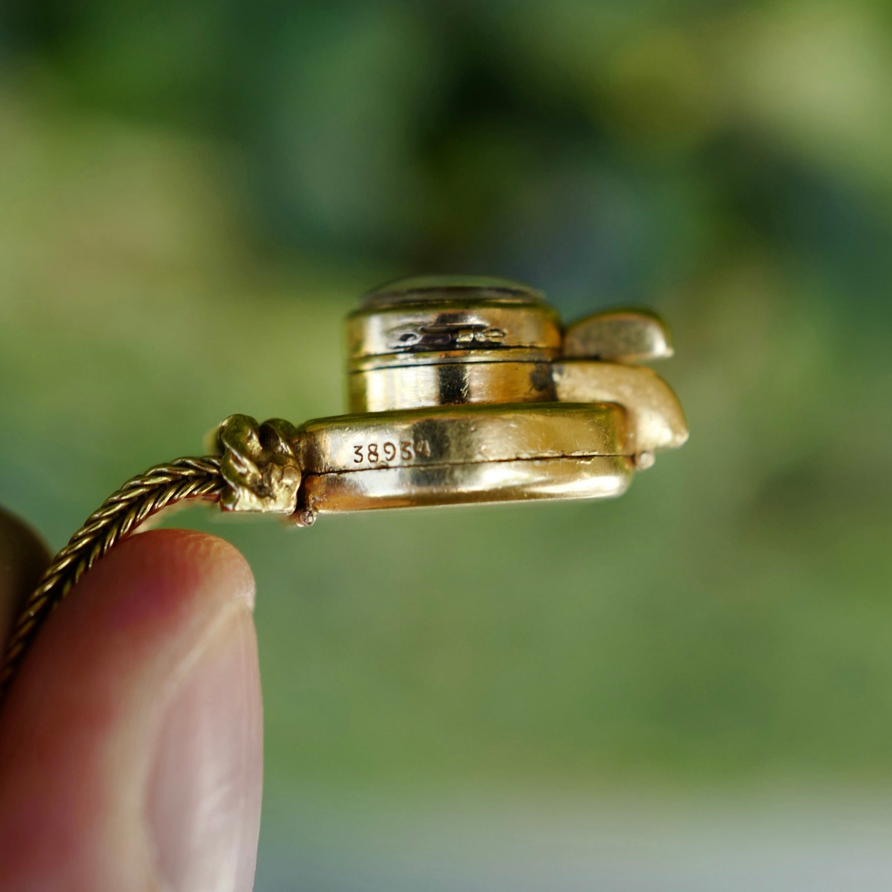 Uti Paris Yellow Gold Watch, Retailed by Spritzer &amp; Furhmann (New Arrival)