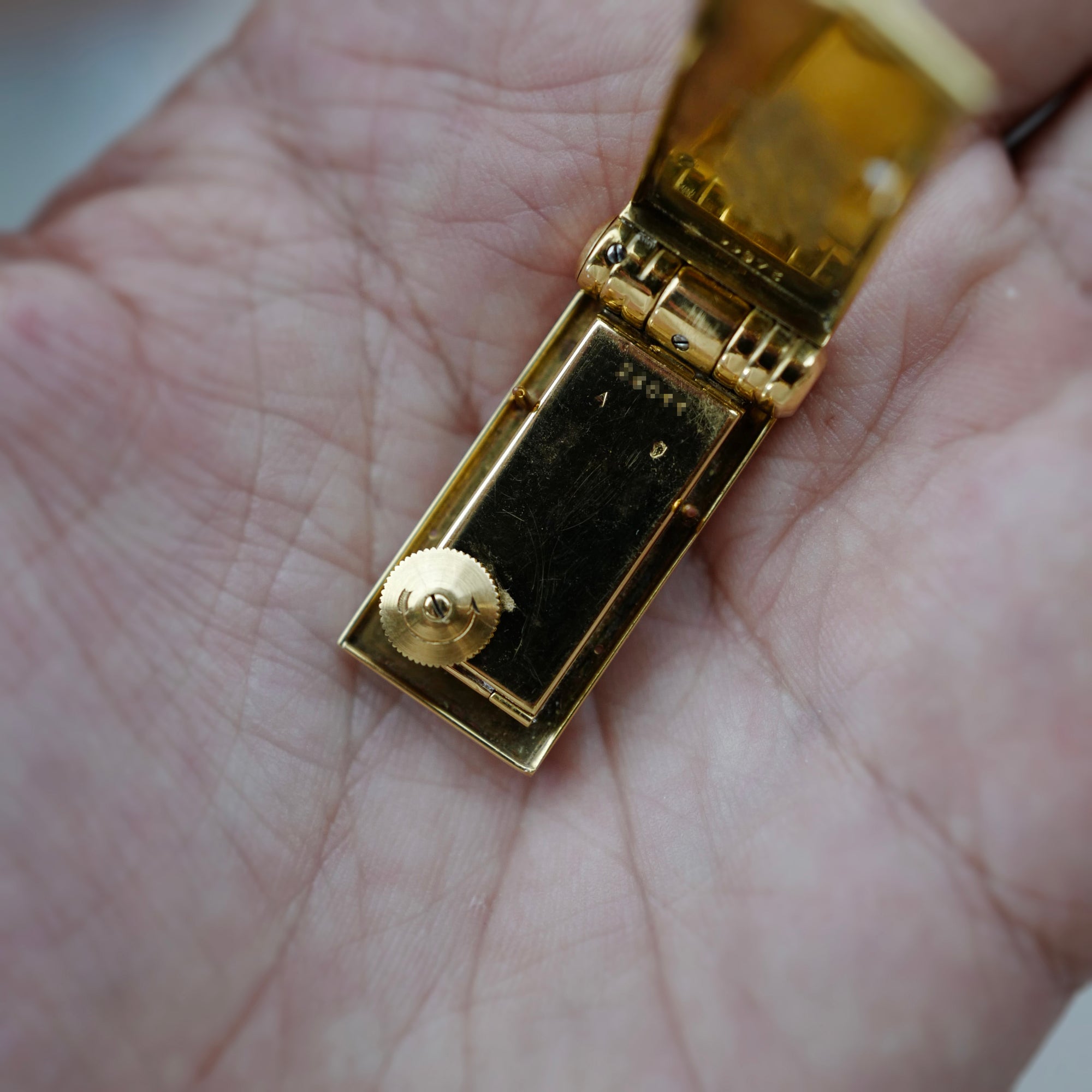 Cartier Yellow Gold Enamel Clip Watch with Royal Thames Yacht Club Enamel Emblem (New Arrival)