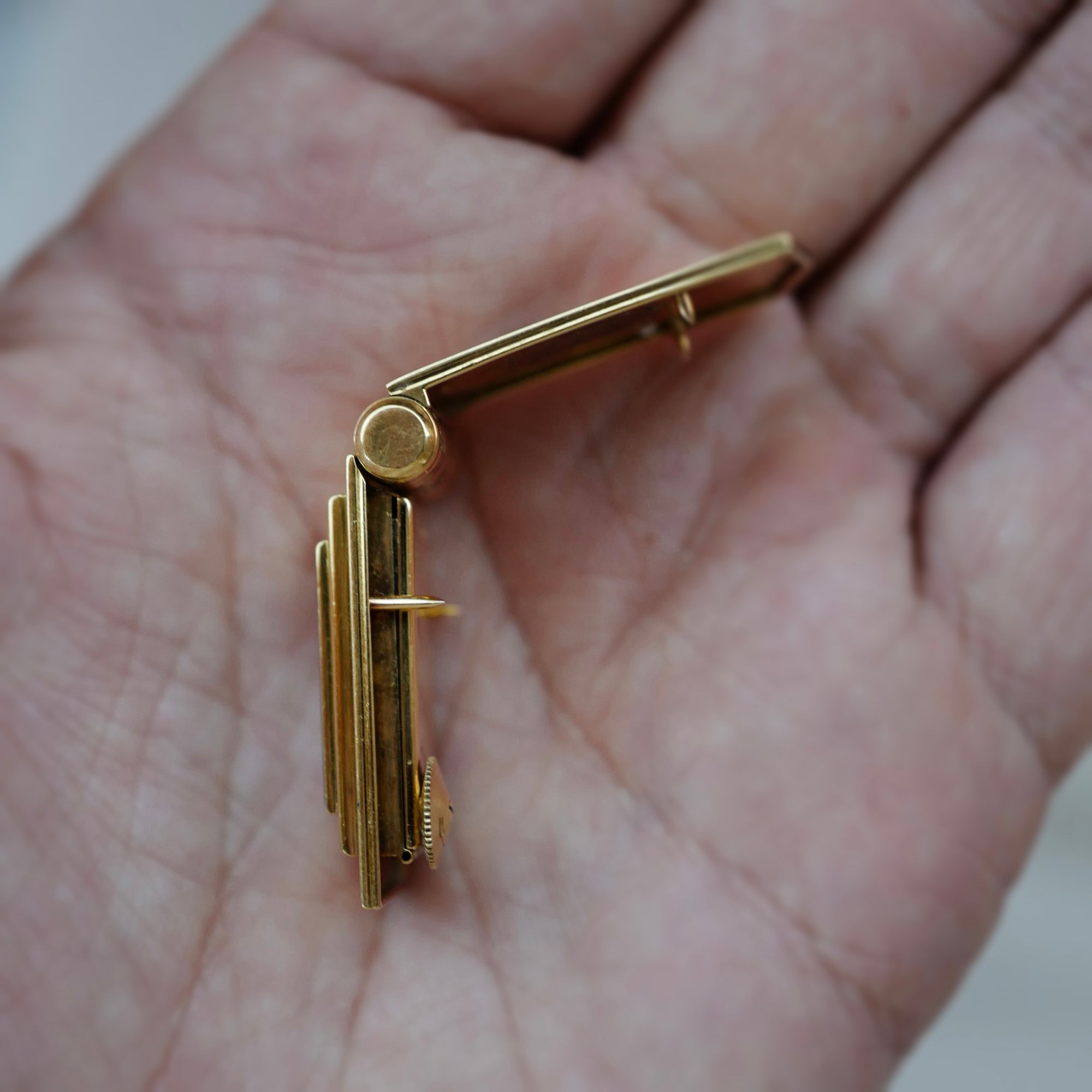 Cartier Yellow Gold Enamel Clip Watch with Royal Thames Yacht Club Enamel Emblem (New Arrival)