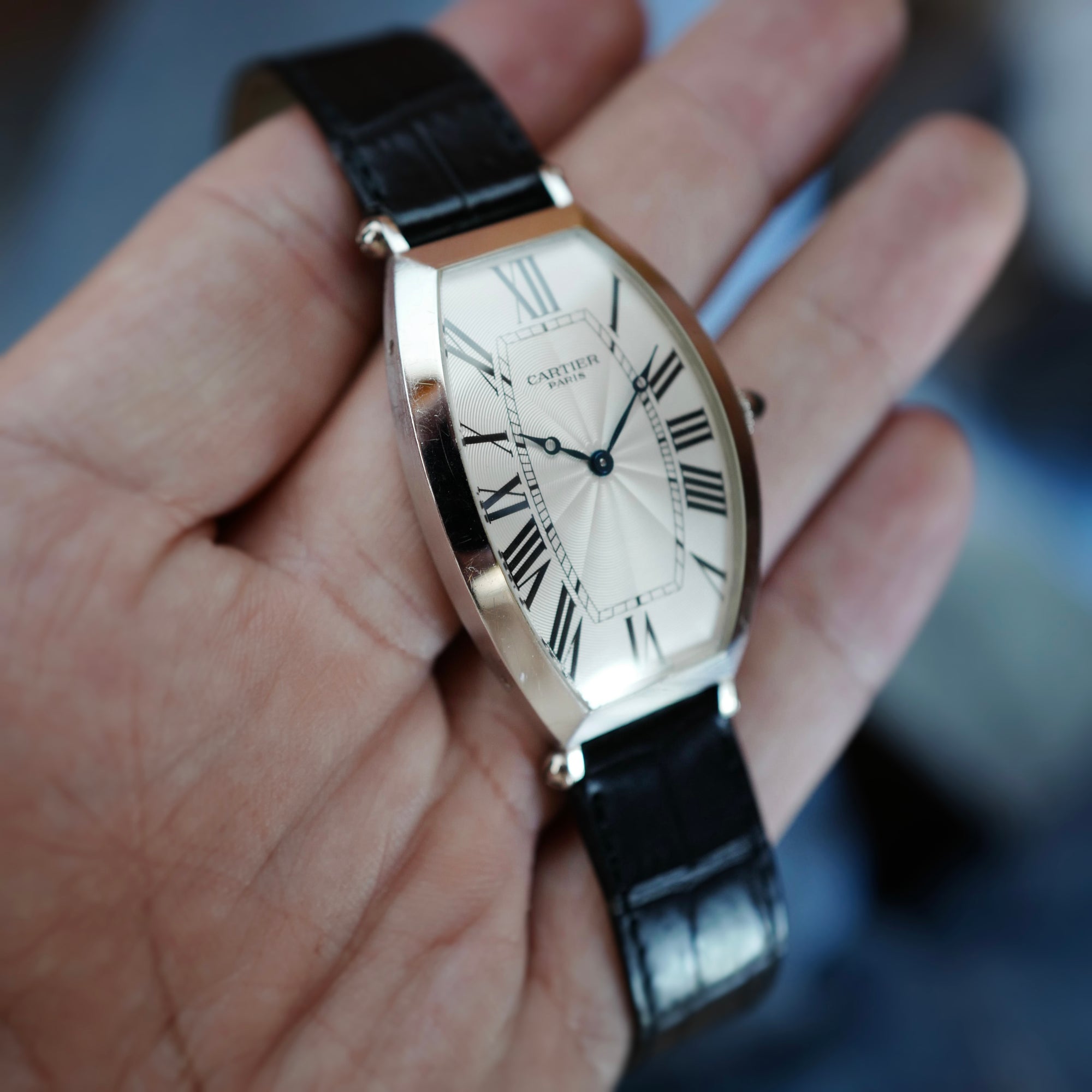 Cartier Platinum Tonneau Salon Prive Ref. 2803 (New Arrival)