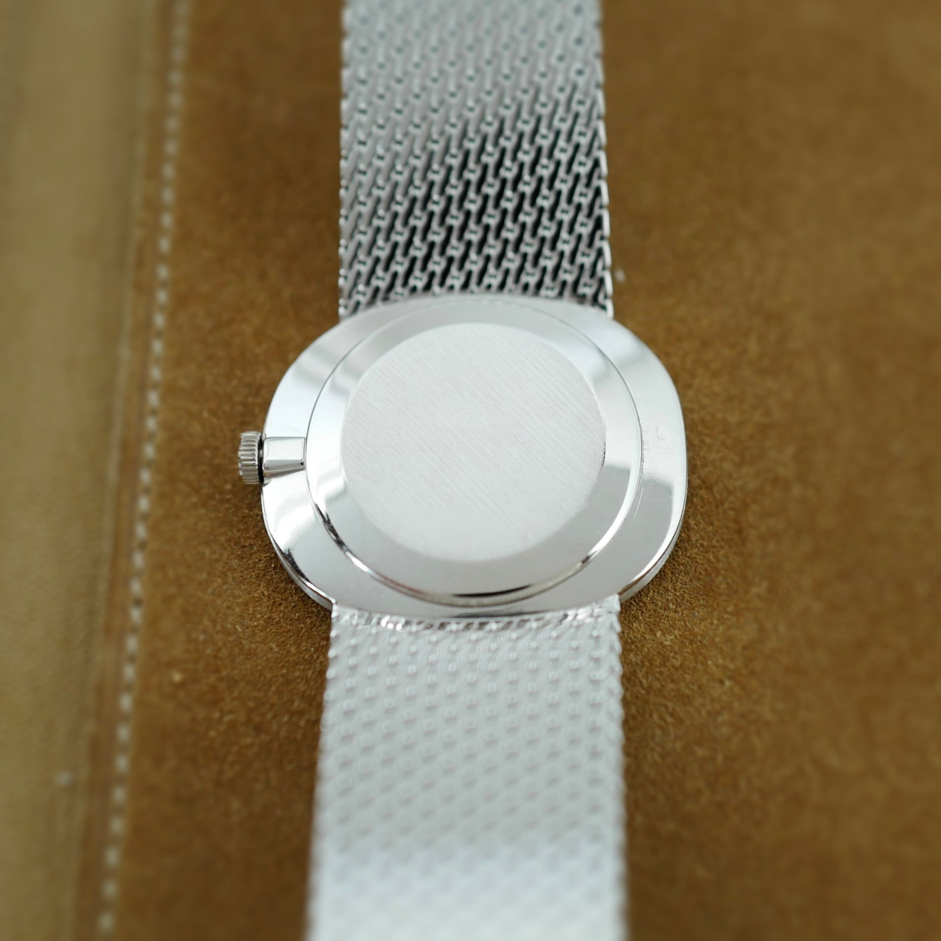 Patek Philippe - Patek Philippe White Gold Golden Ellipse Ref. 3545 - The Keystone Watches